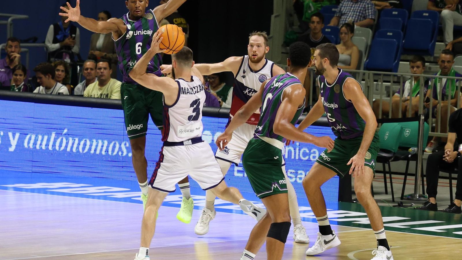 Las mejores fotos del Unicaja-King Szczecin de la BCL