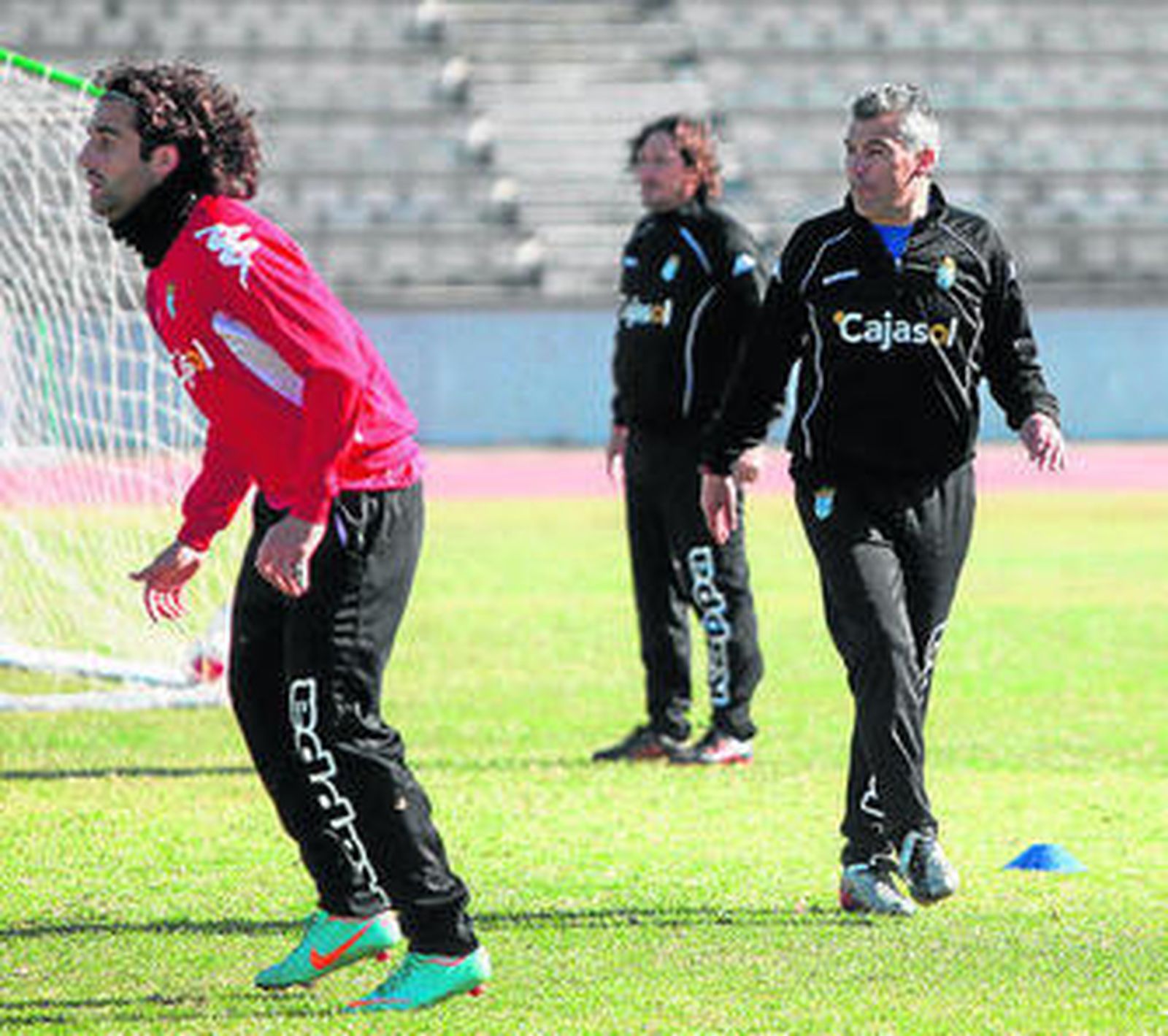Los azulinos volvieron ayer a entrenar en Medina Sidonia.