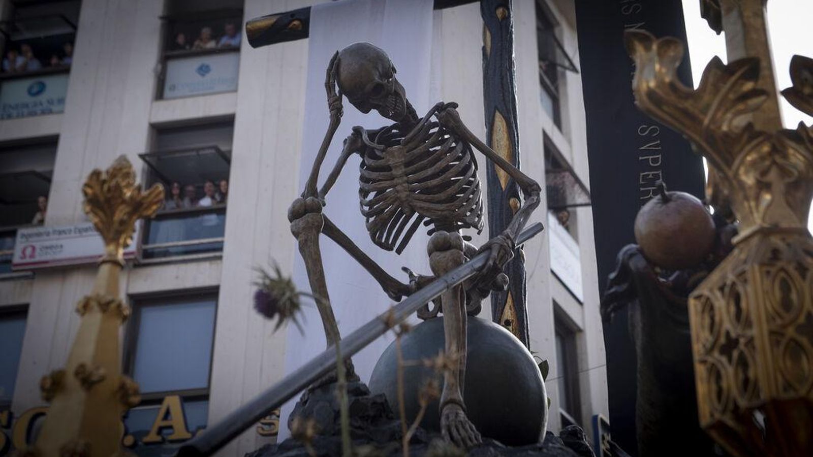 El paso del Triunfo de la Cruz por la Campana