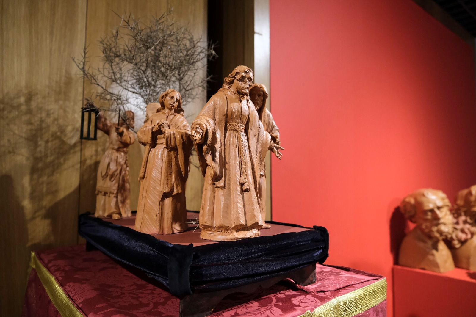 Las imágenes de la exposición del décimo aniversario de la Salud de Córdoba en la Fundación Cajasol