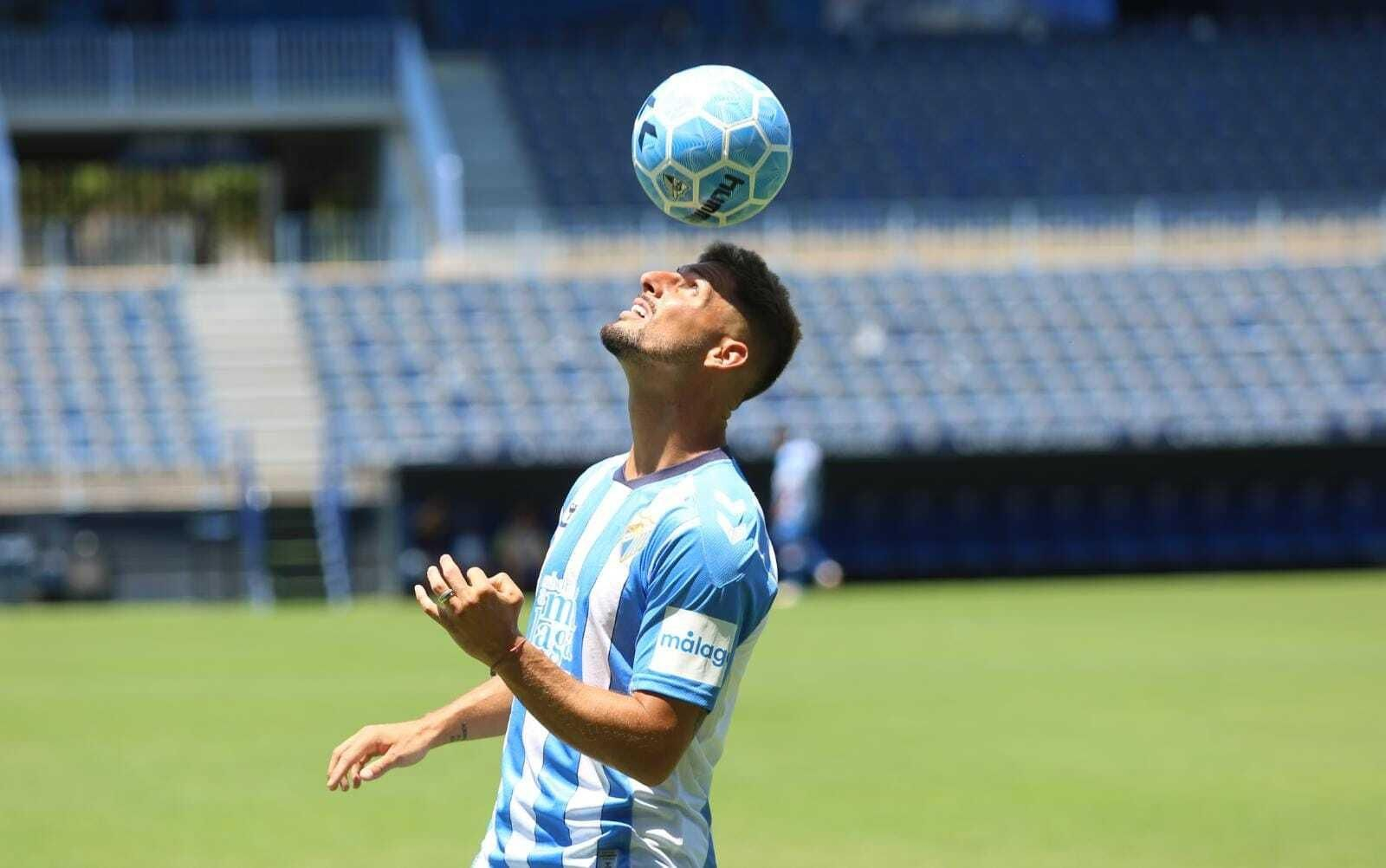 Fotos: El Málaga presenta cinco fichajes de una tacada