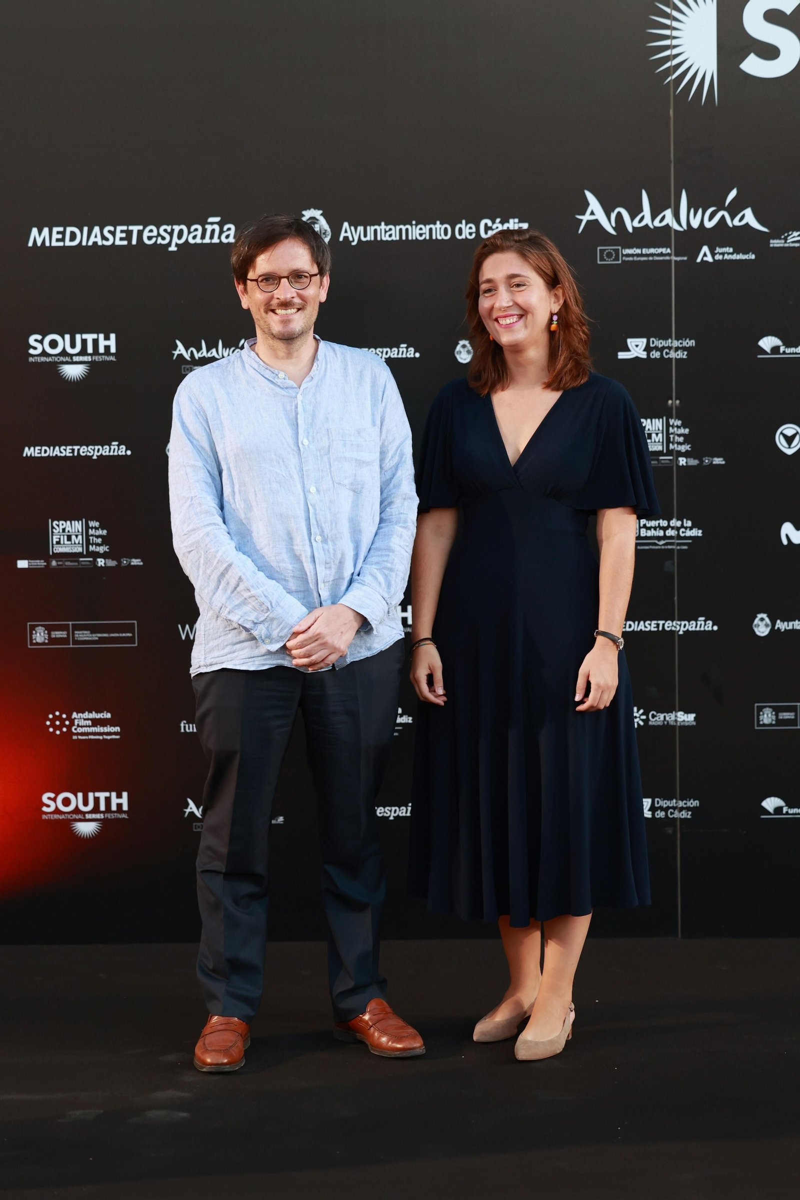 Las imágenes de la última gran alfombra roja de South International Series Festival Cádiz: Eduardo Noriega, Paco León, Ingrid Rubio, Benito Zambrano...