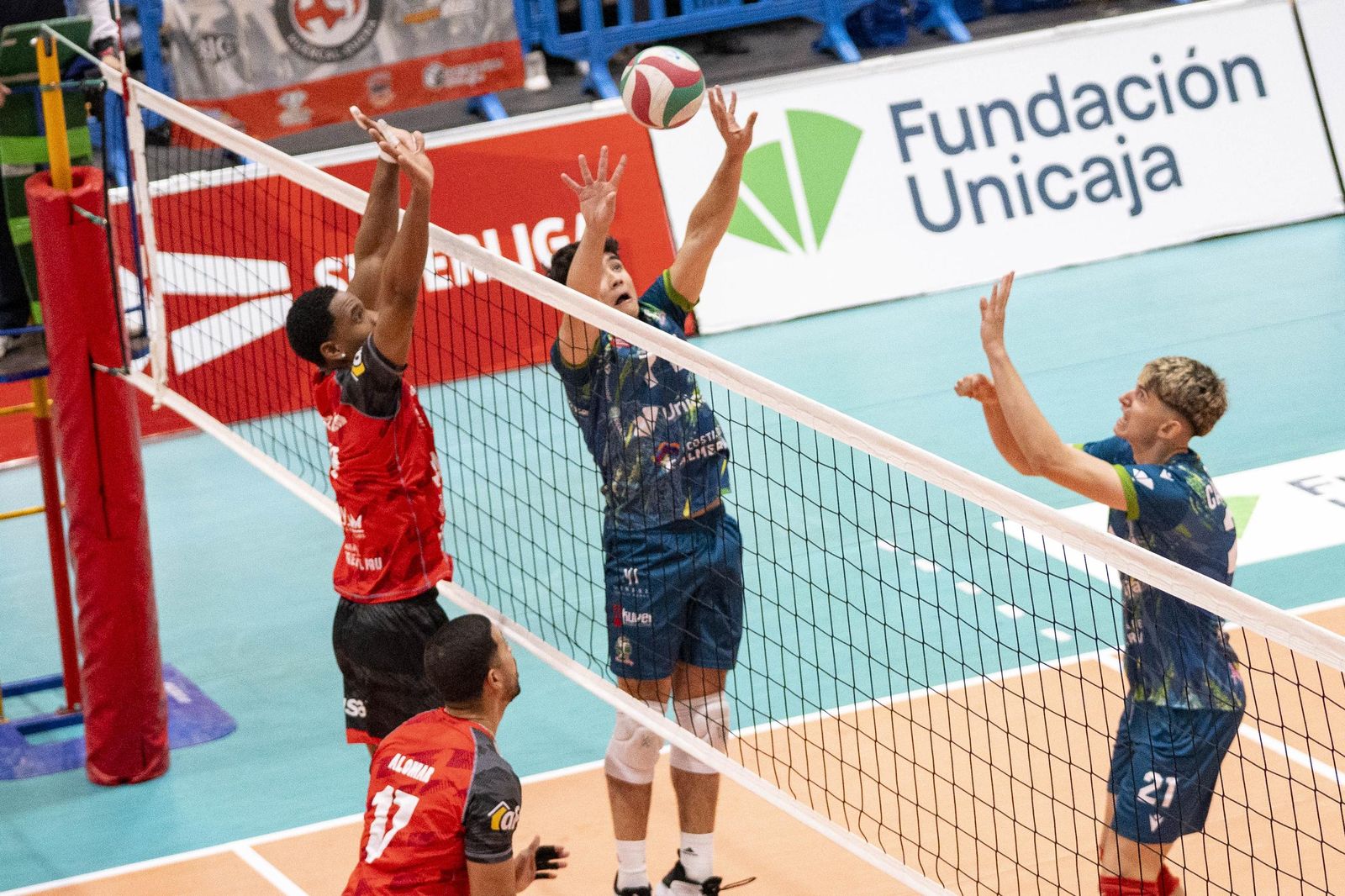 Las imágenes del partido entre Unicaja Costa de Almería y Instercap Asisa Tarragona