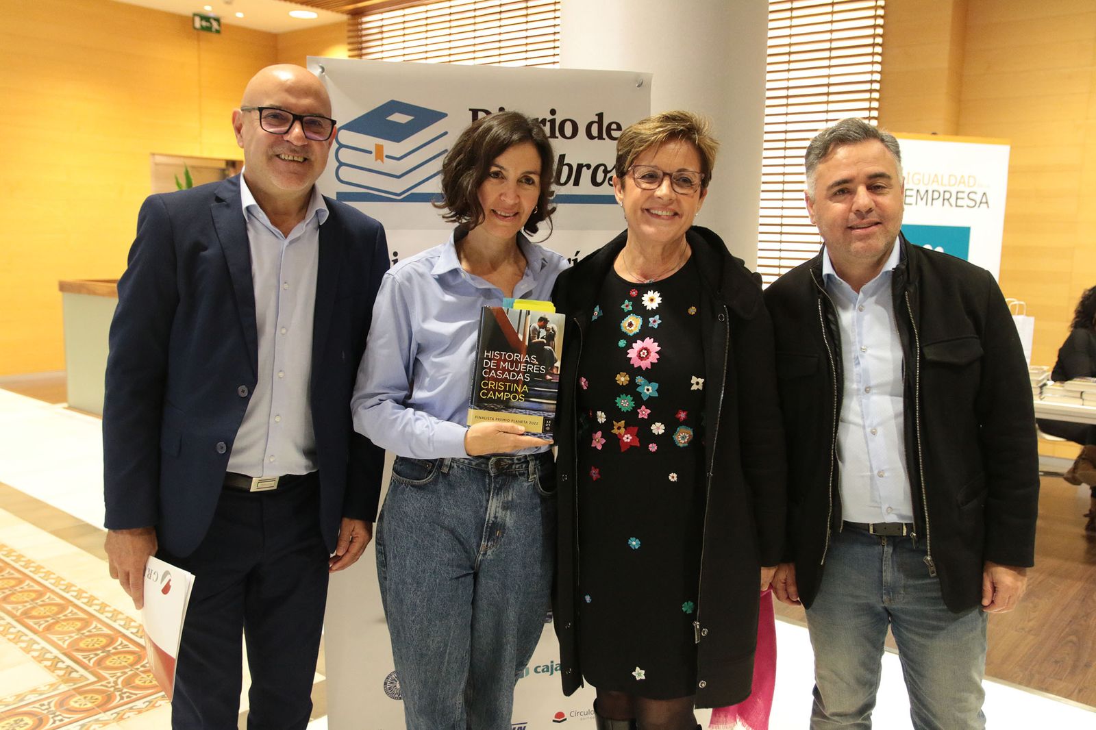 El Diario de los Libros, con Cristina Campos y su novela 'Historias de mujeres casadas'