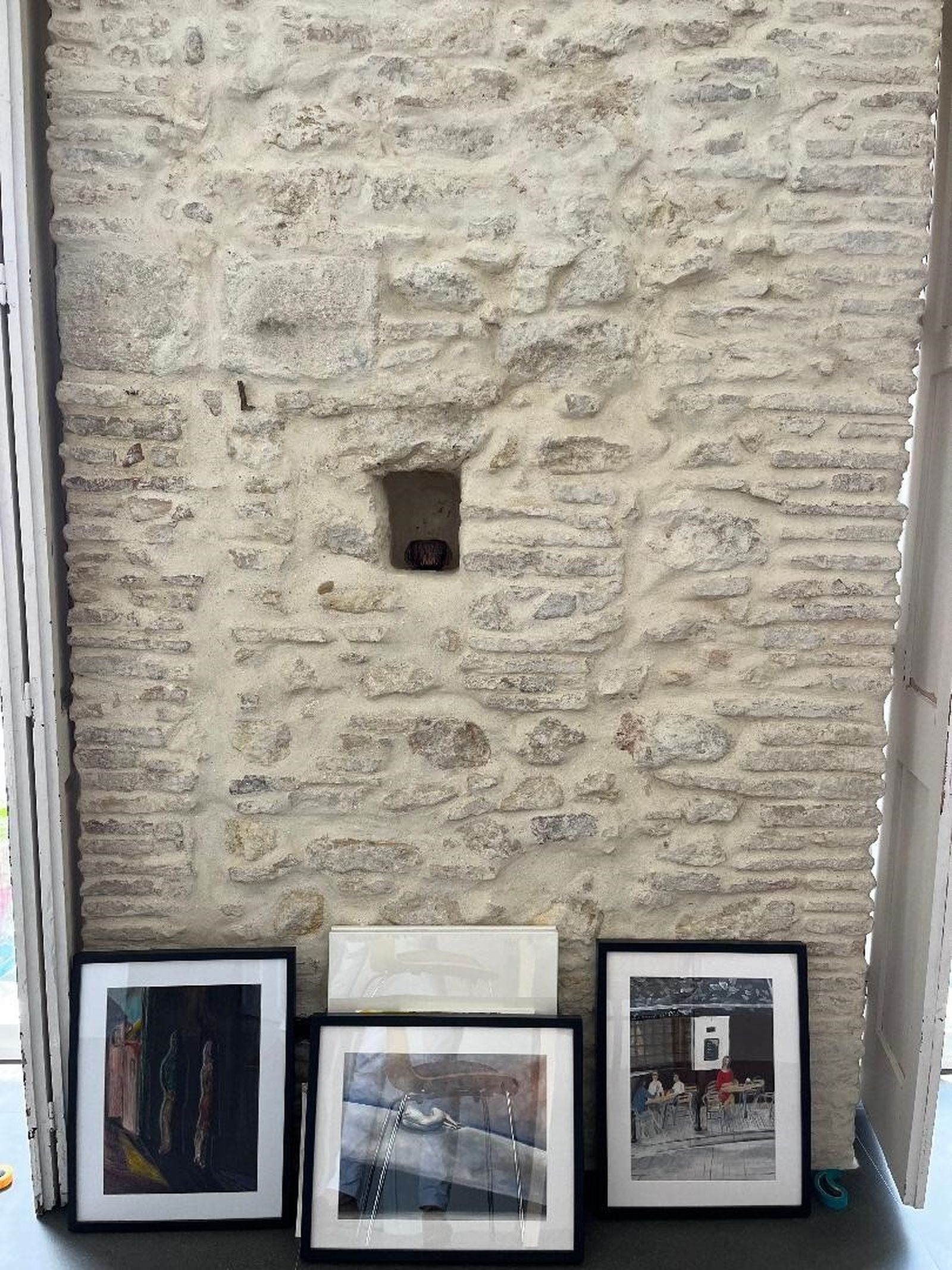 Imágenes de la casa de una artista en el casco antiguo de Medina Sidonia