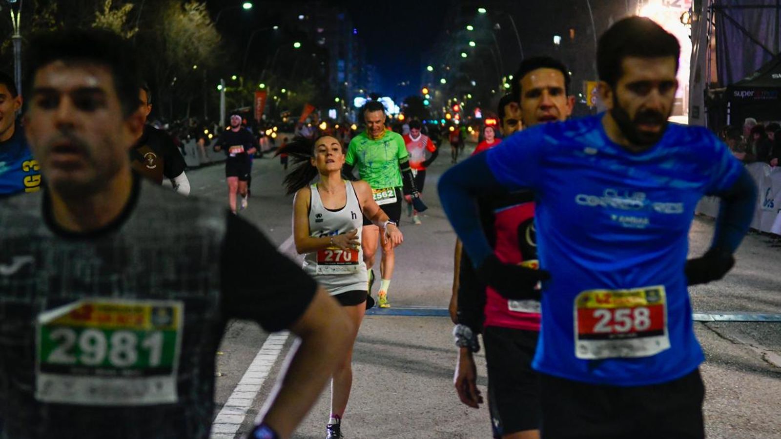 En imágenes: búscate en tu llegada a meta de la Carrera de San Antón 2025 (3)