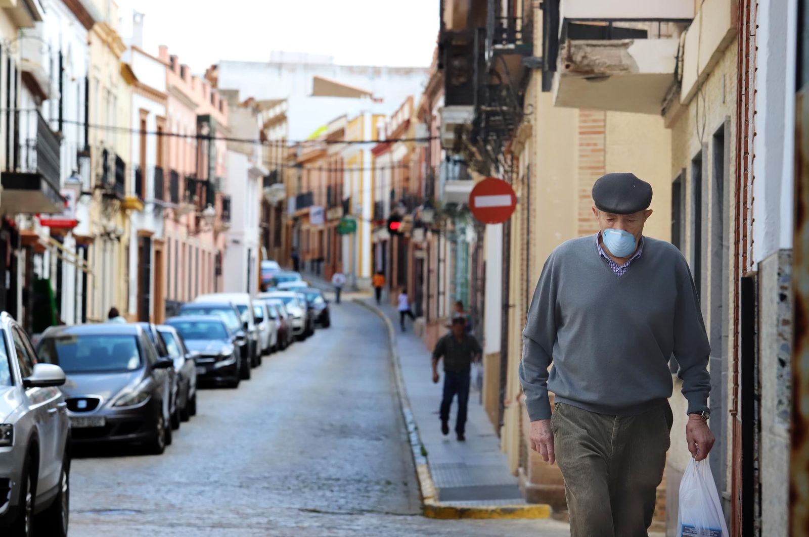 Una de las principales calles de la localidad de Bonares.