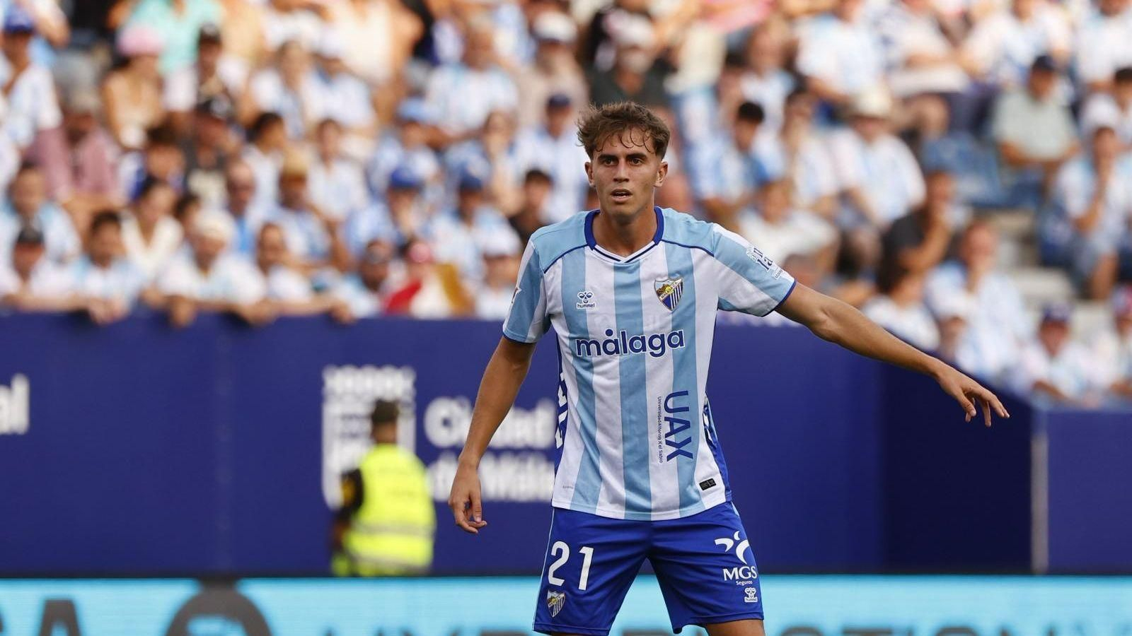 Adrián Nuño durante el encuentro.