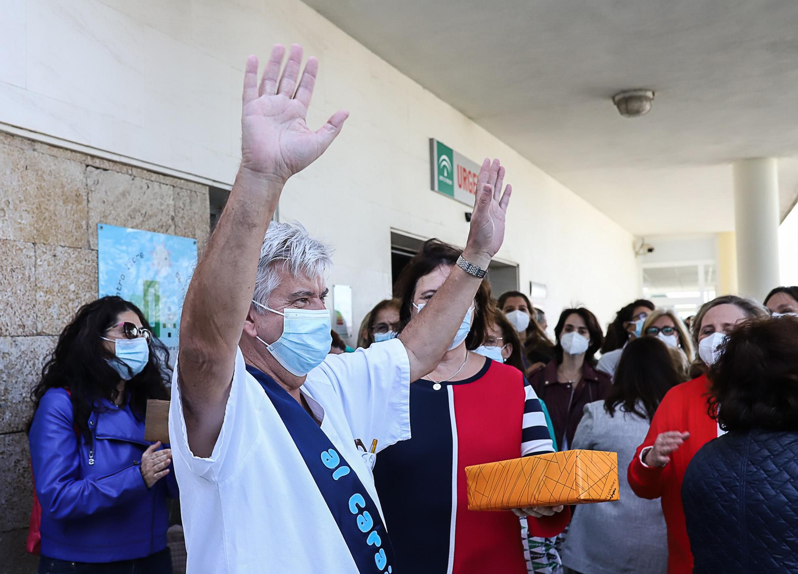 Homenaje al doctor Luis Pérez Bello en el hospital de Jerez
