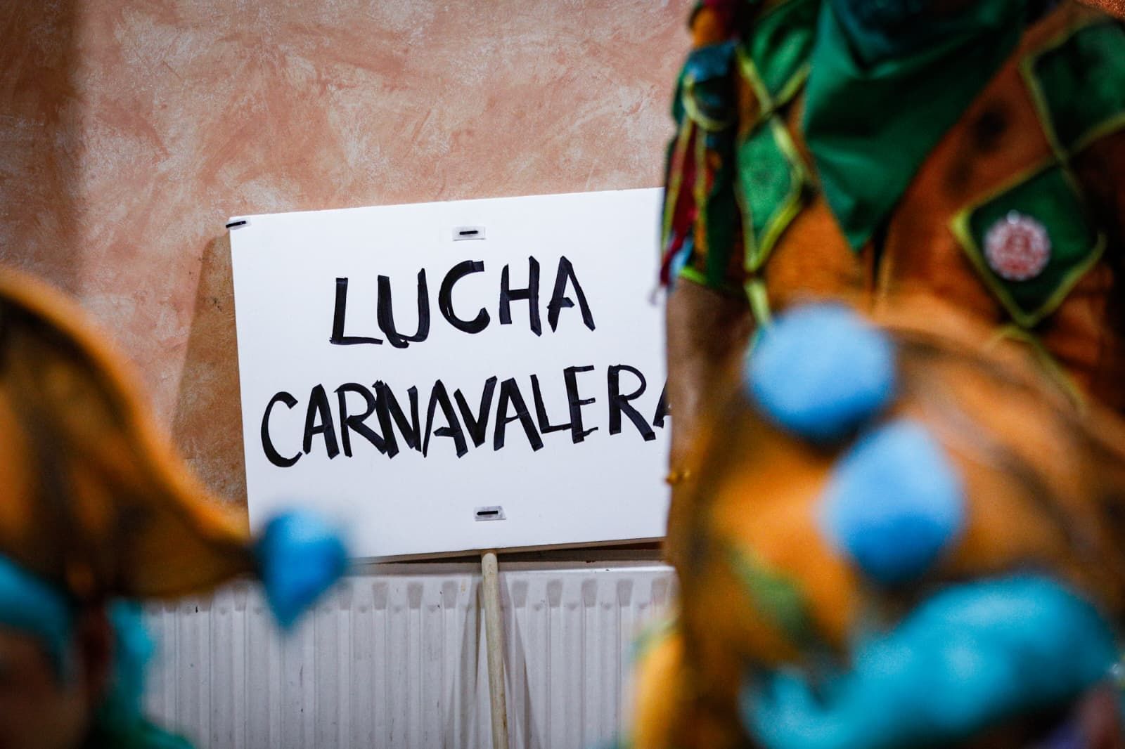 Búscate entre las mejores imágenes de la primera semifinal del COAC 2026