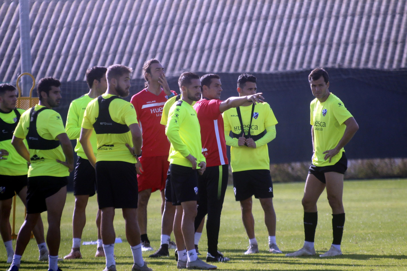 Francisco afronta su segundo partido en el banquillo del Huesca.