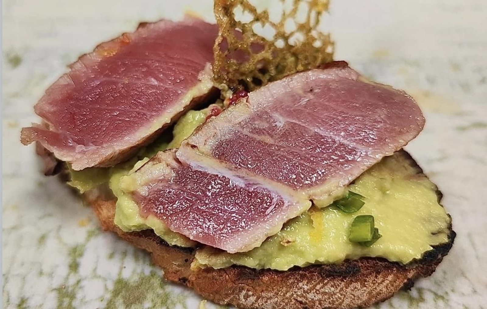 Tosta de atún rojo, la tapa que presentará La Barra Pesquera Tosta de atún rojo, la tapa que presentará La Barra Pesquera