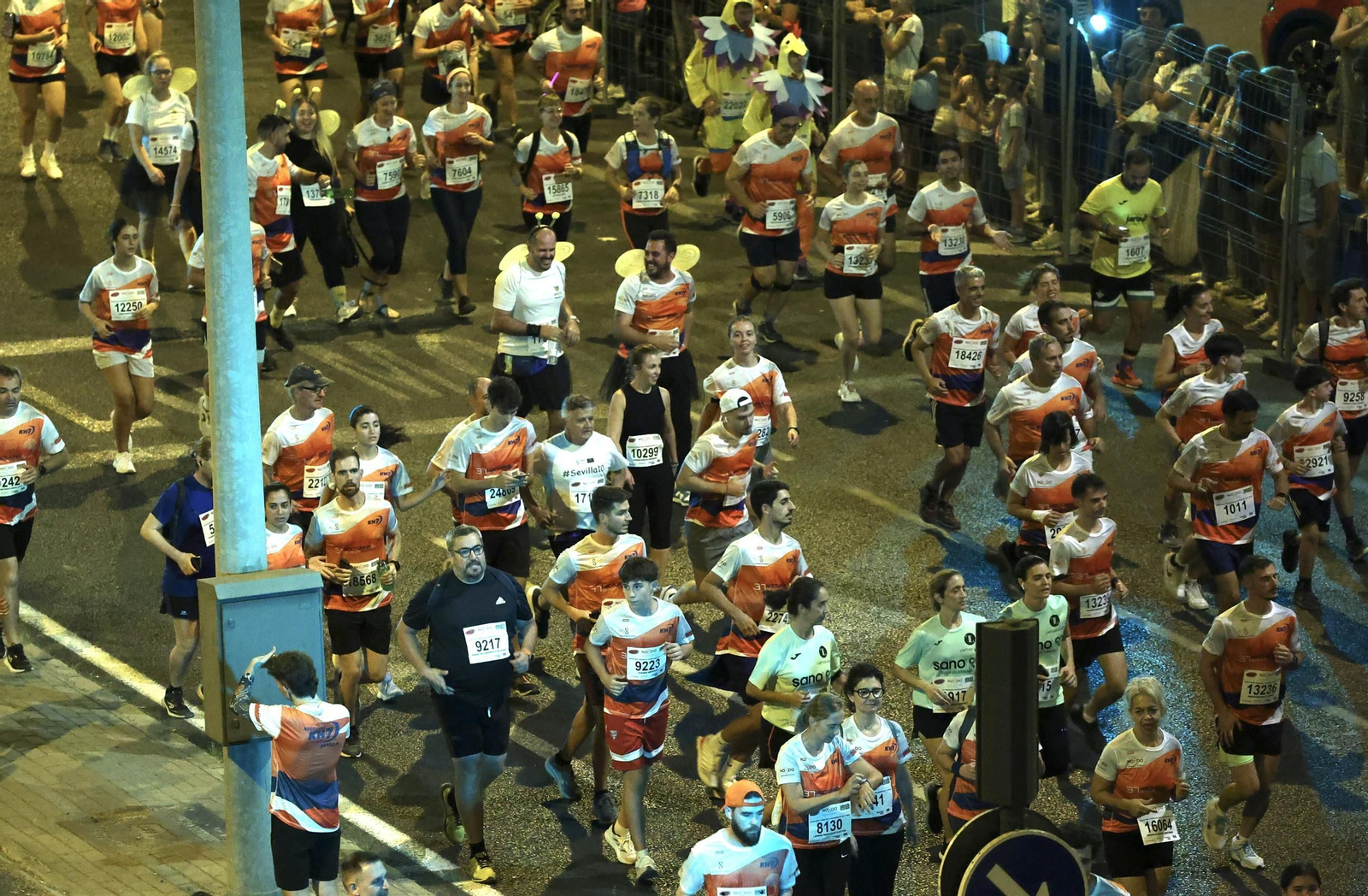 Búscate en la Carrera Nocturna (2)