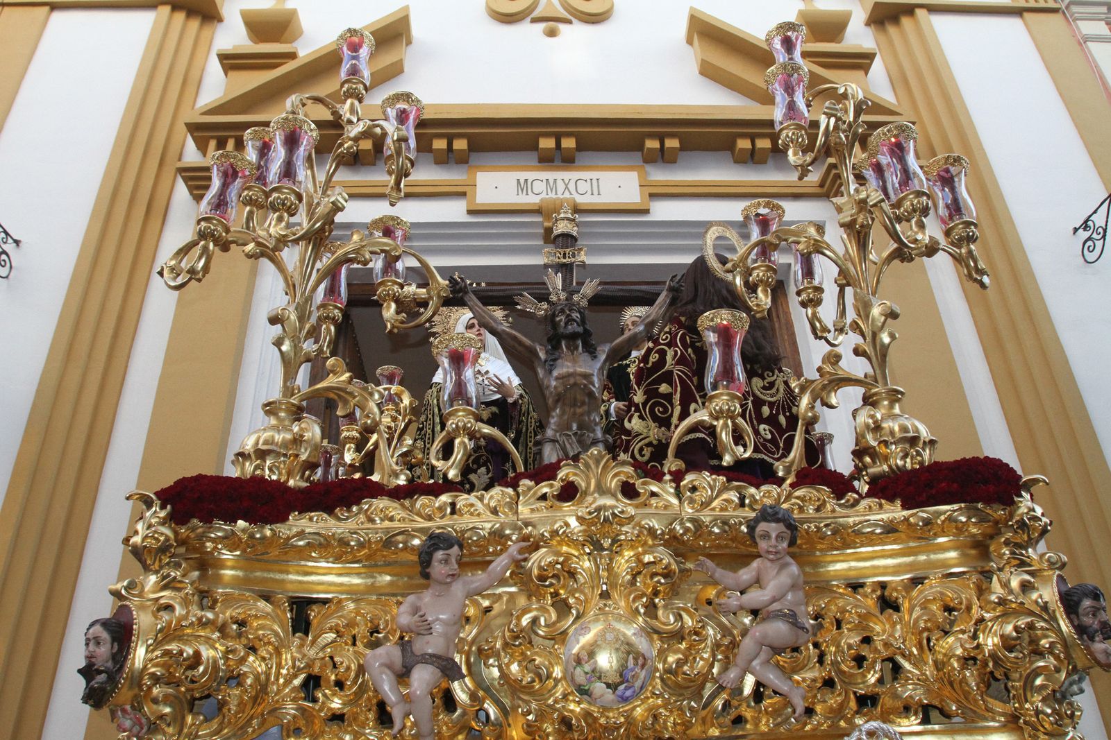 Imágenes de la Hermandad del Santísimo Cristo de la Expiración y Nuestra Señora de la Esperanza