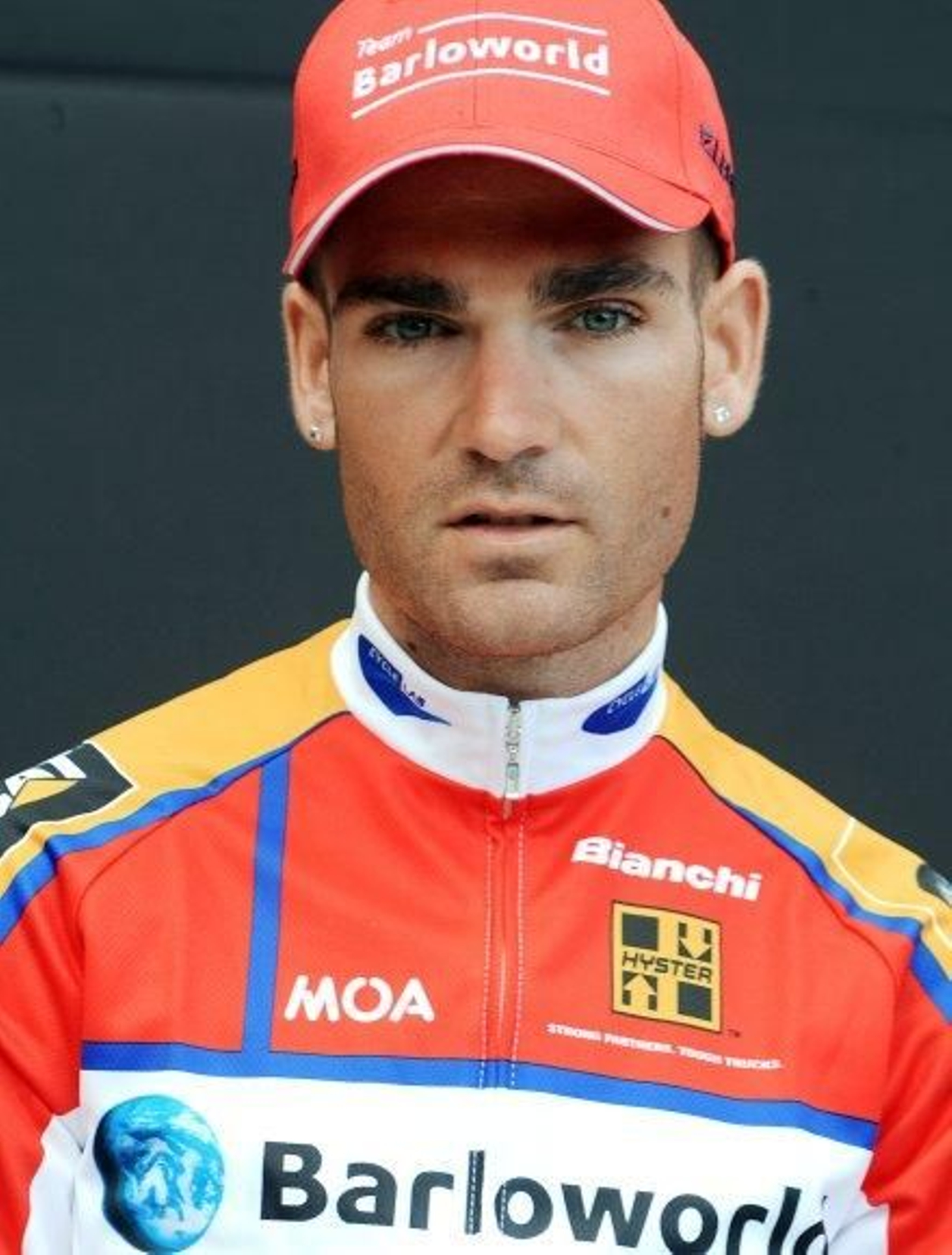 Moisés Dueñas declara ante la policía tras su positivo por EPO