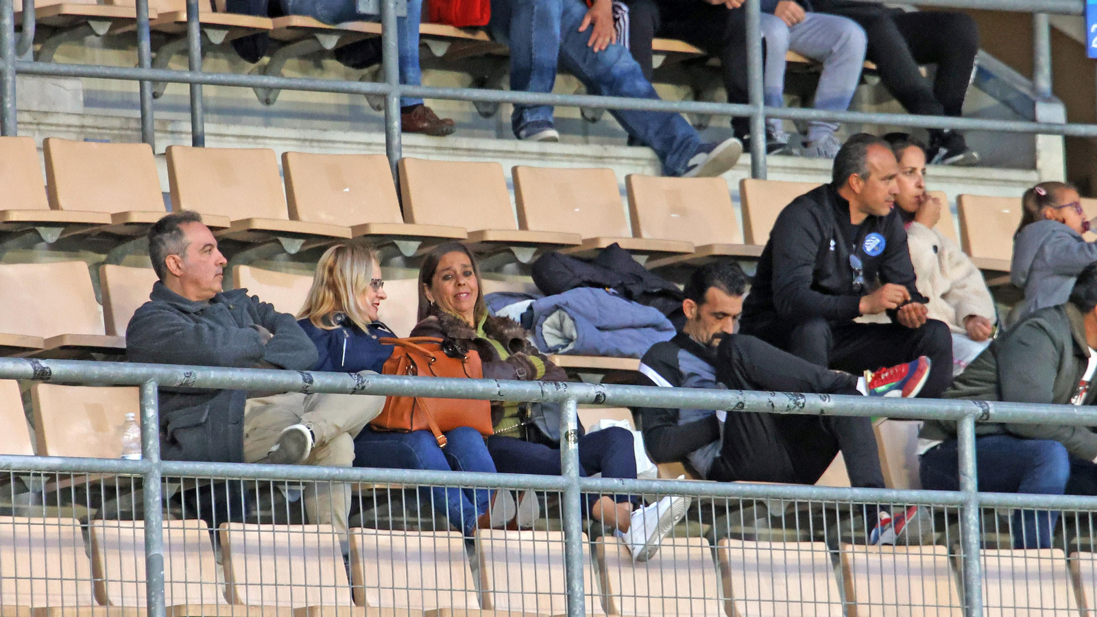 Búscate en el Xerez DFC - Ceuta B en el Municipal de Chapín en Jerez
