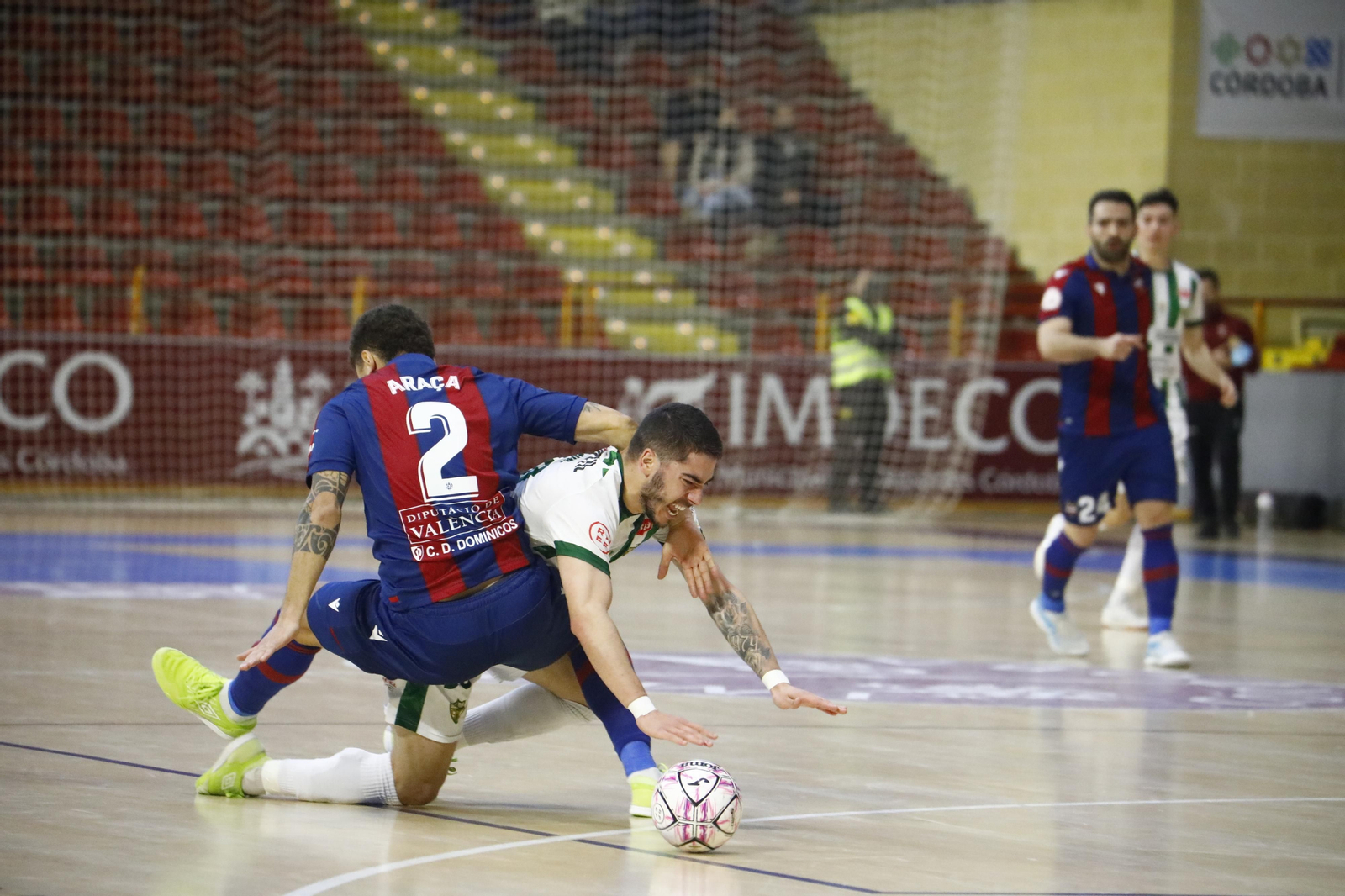 Las imágenes de la remontada del Córdoba Futsal ante el Levante