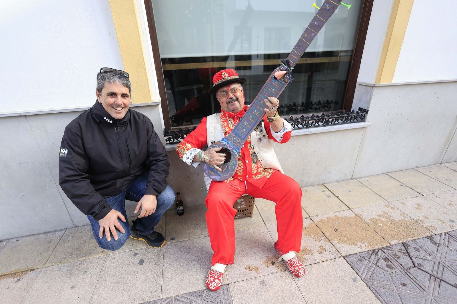 Búscate en las fotos del Carnaval de calle en Tarifa