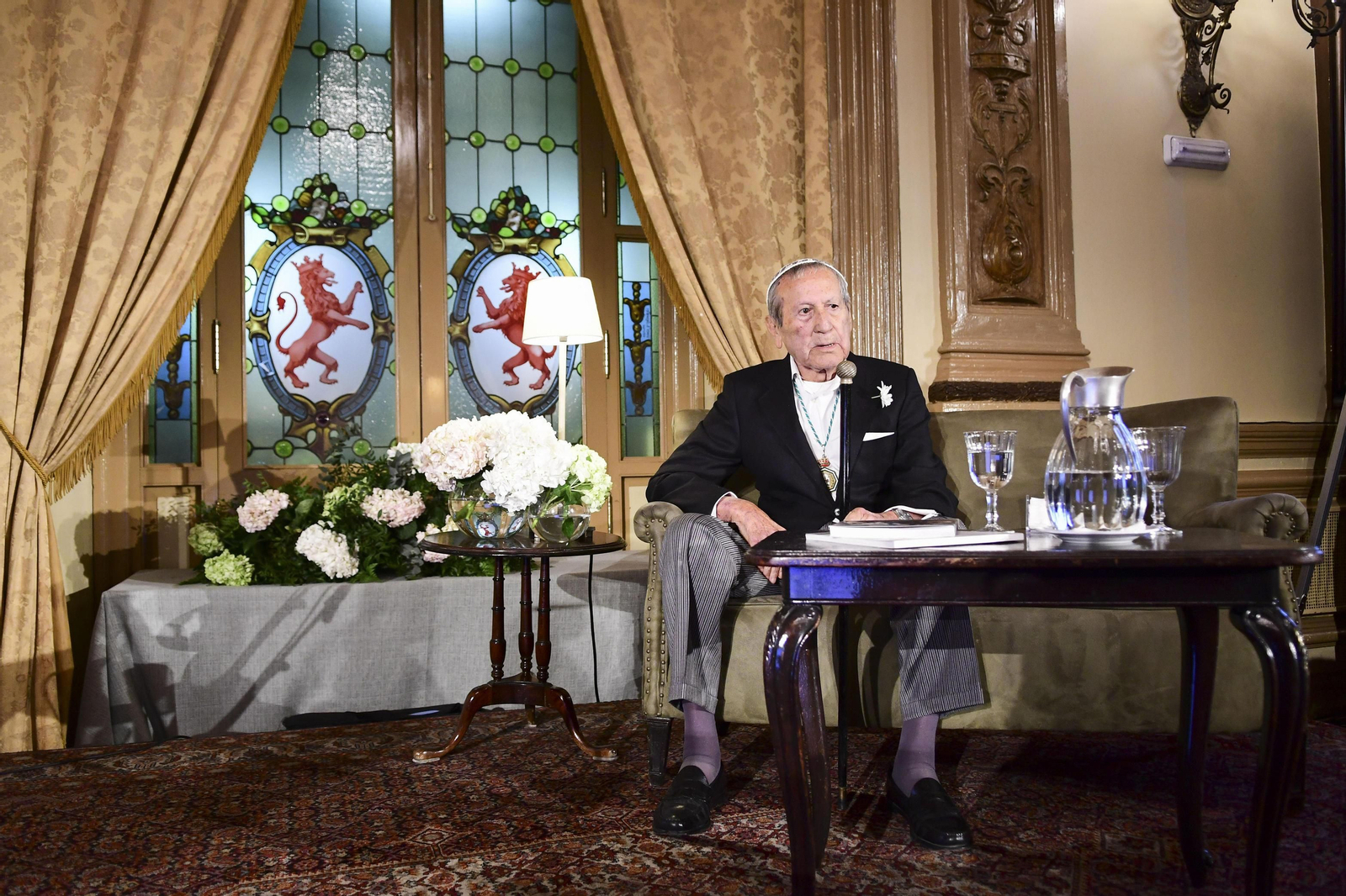 Elio Berhanyer, esta noche en el Círculo de la Amistad.