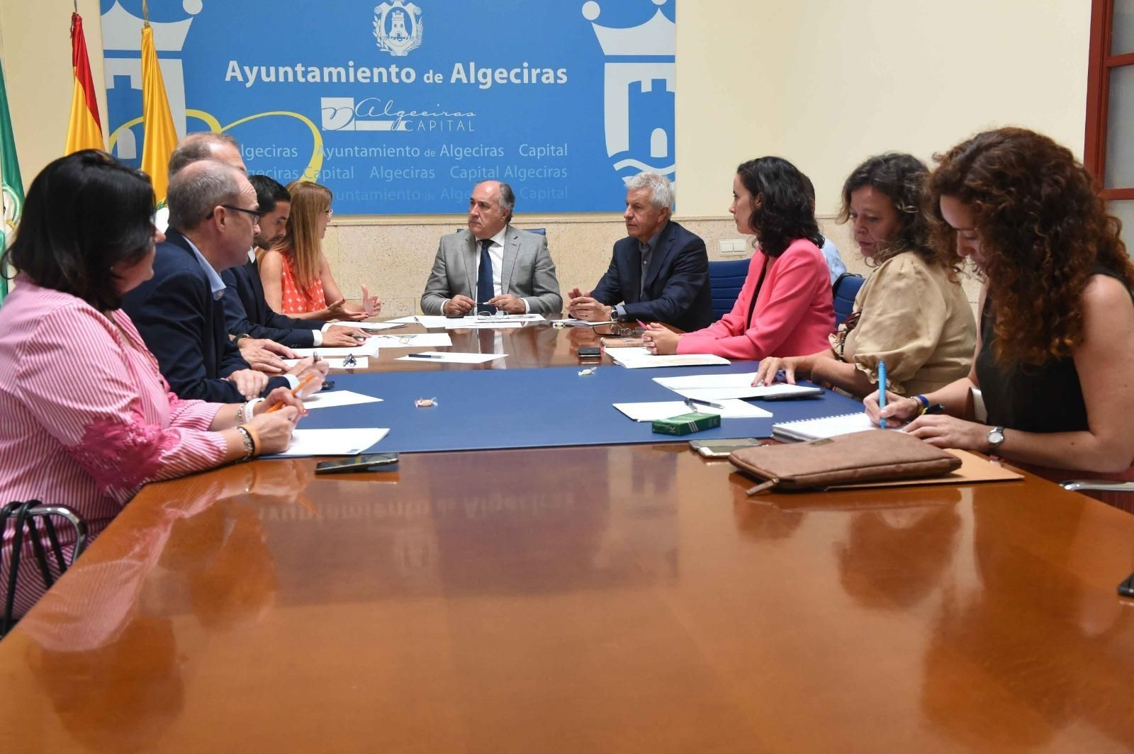 Reunión entre el Ayuntamiento de Algeciras, la Universidad y el Puerto