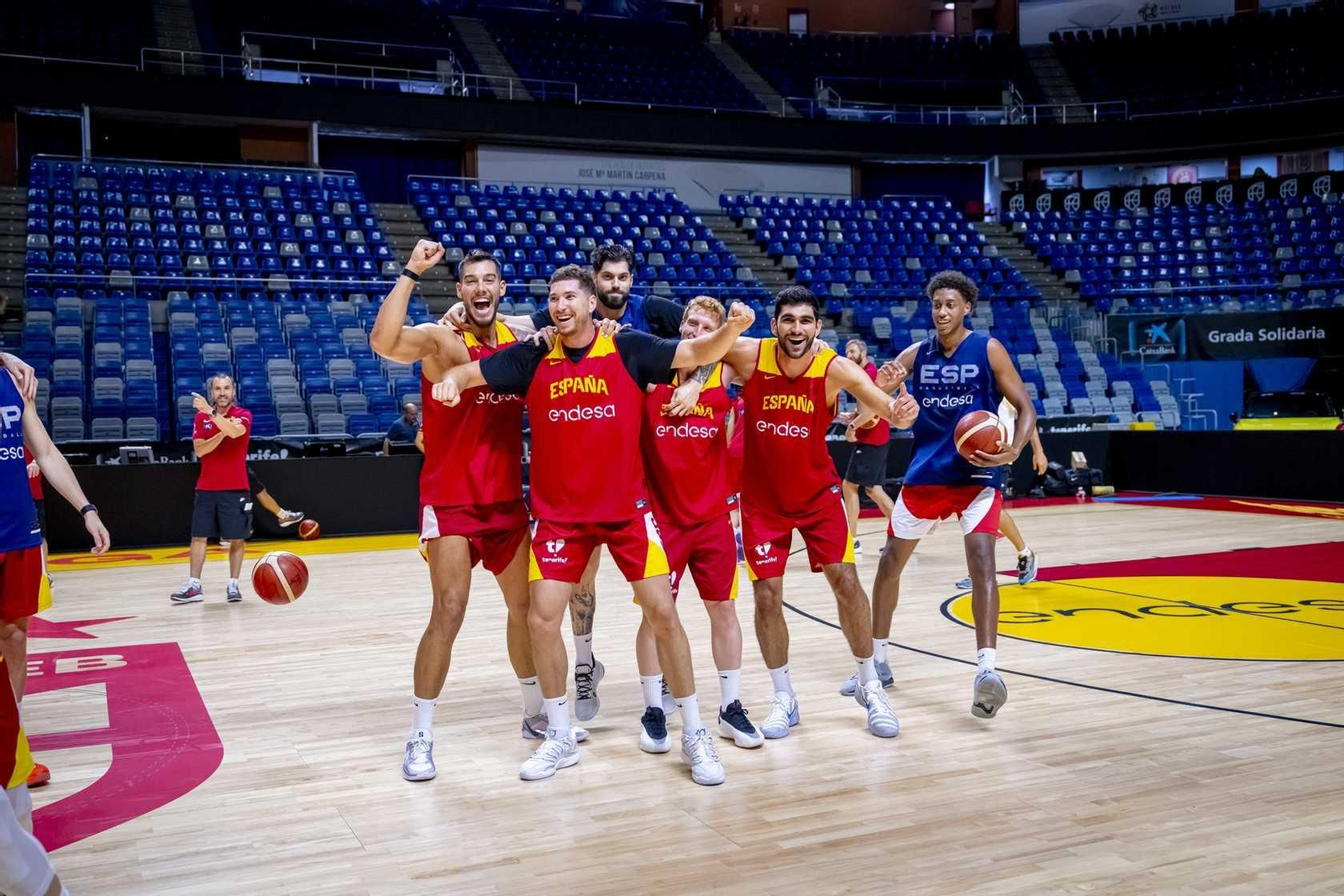 Así luce el Carpena customizado para los partidos de España