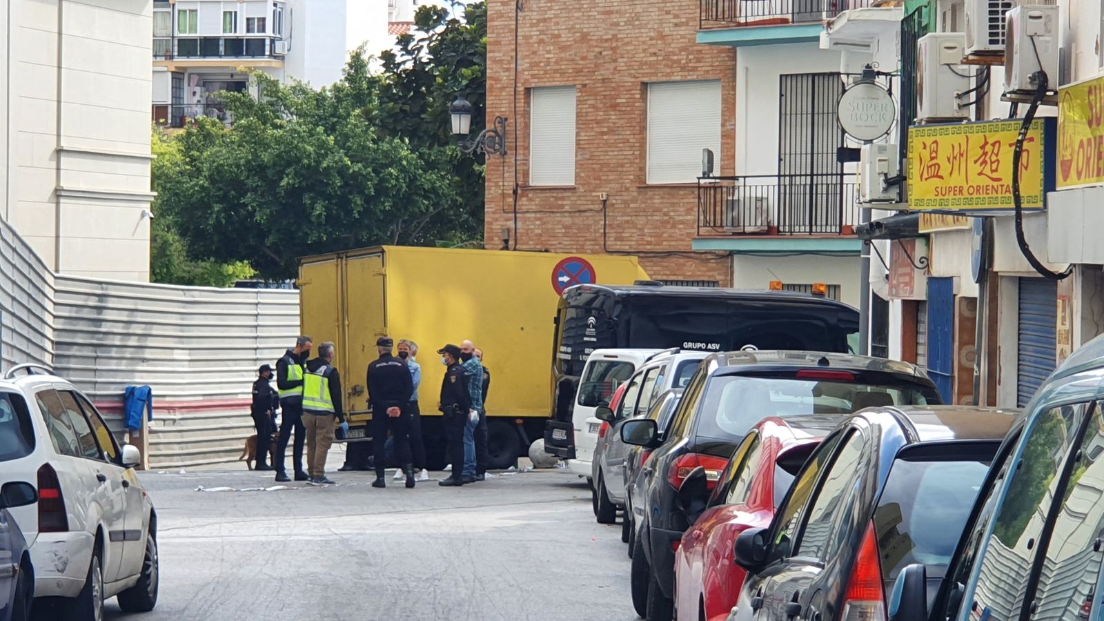 Policías en el lugar del suceso