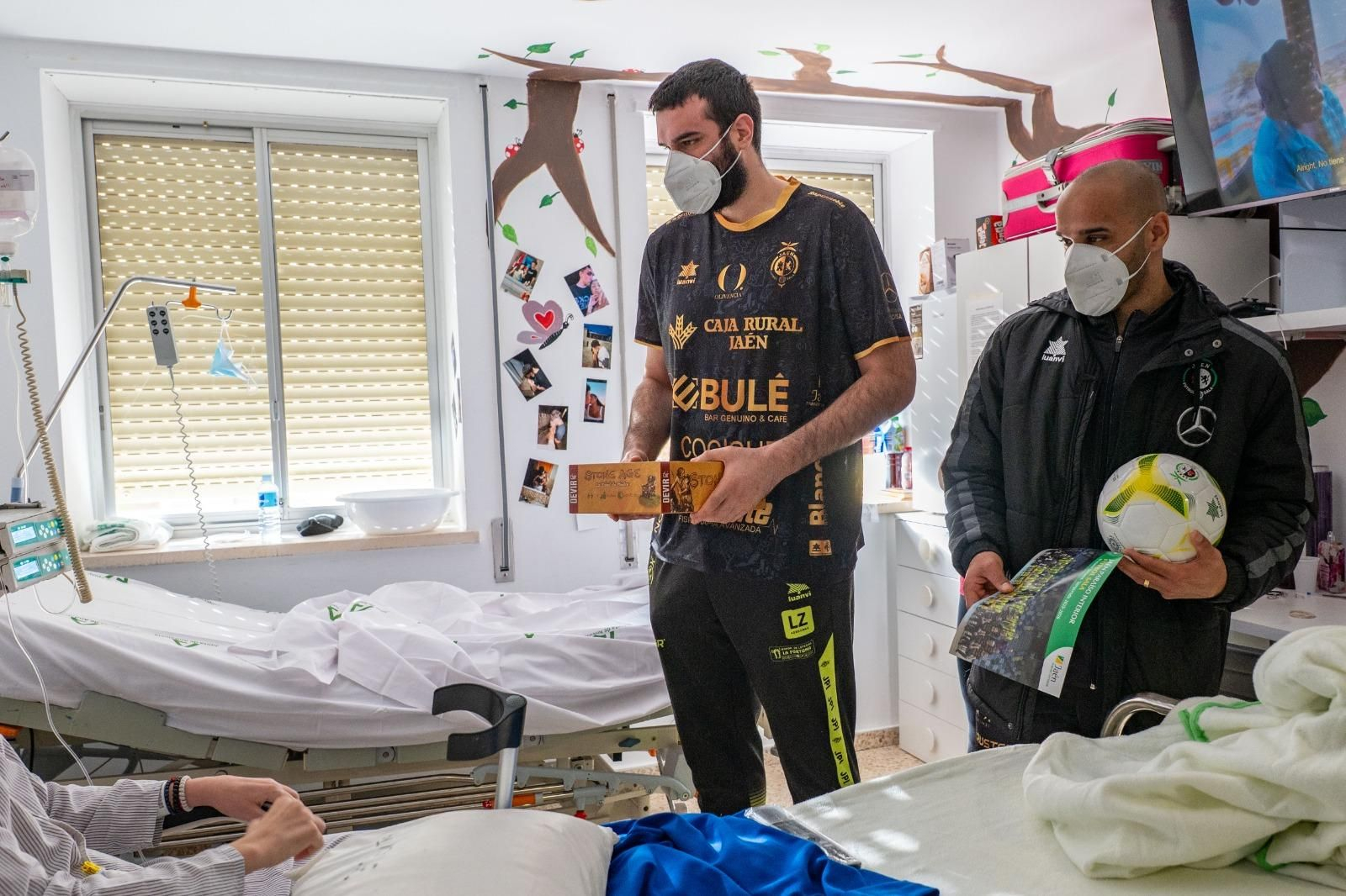 Dusan y Dudu, en una de las visitas realizadas.