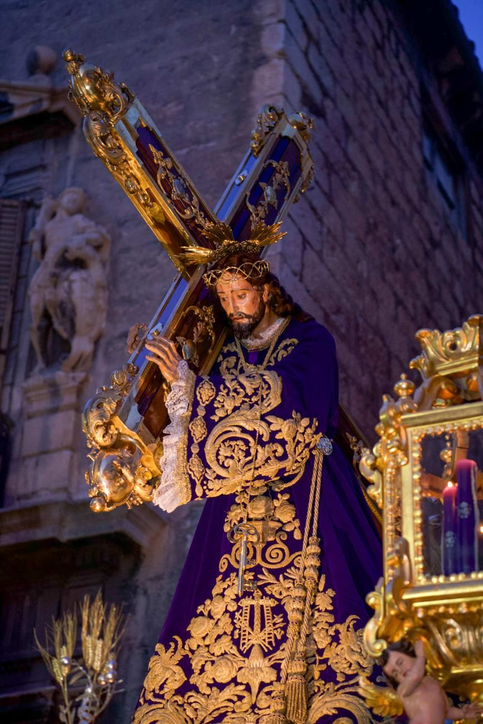 El Abuelo abre el camino de la histórica Magna en Jaén