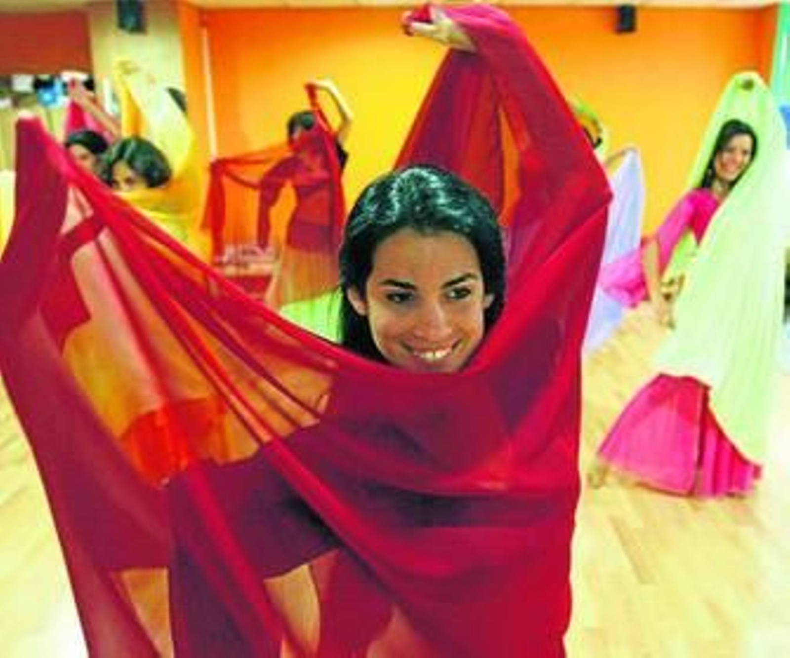 Cada año el taller de danza del vientre es uno de los más solicitados en la Casa de Porras.