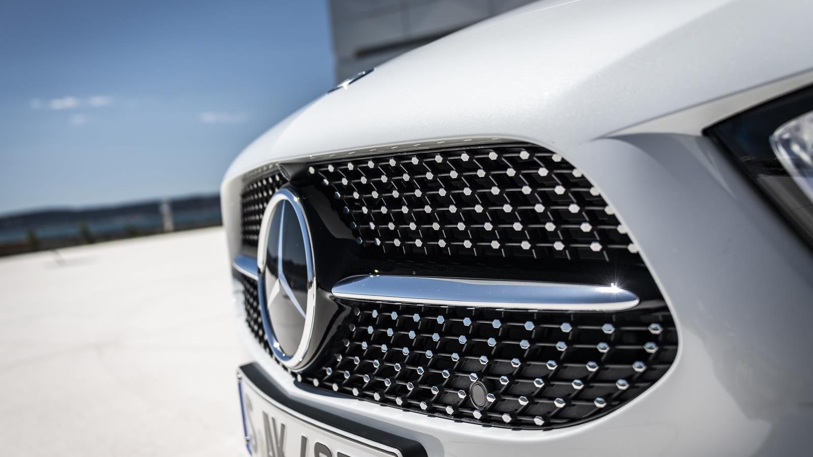 Del diseño nos quedamos con su frontal, que es espectacular.