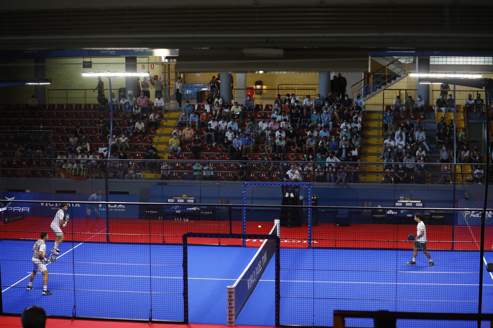 La cara y la cruz de Javi Garrido y Xisco Gil en el World Padel Tour de Córdoba, en imágenes