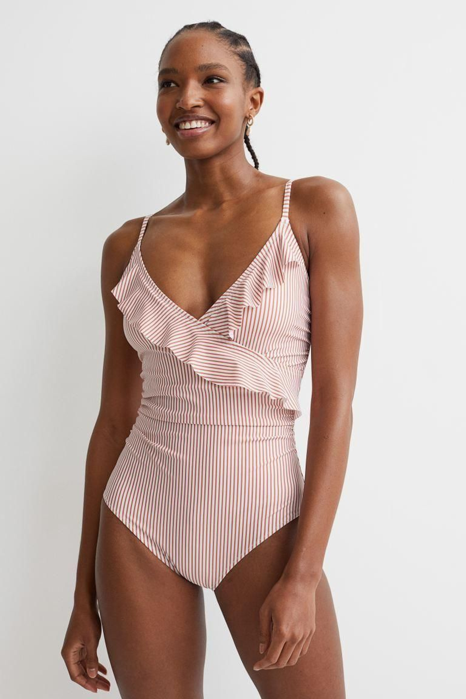 Bañador efecto moldeador de rayas rojas de H&M.