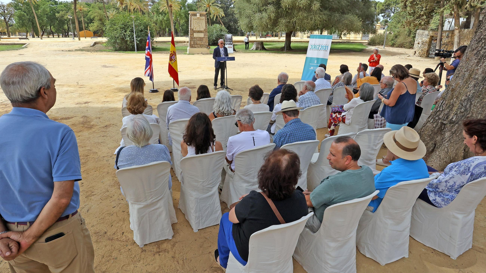 Imágenes del homenaje a Shakespeare en el monumento del parque González Hontoria de Jerez