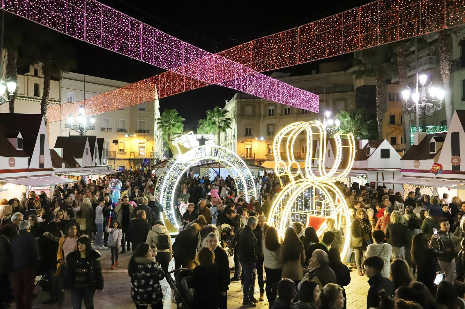 Imágenes del encendido del alumbrado navideño