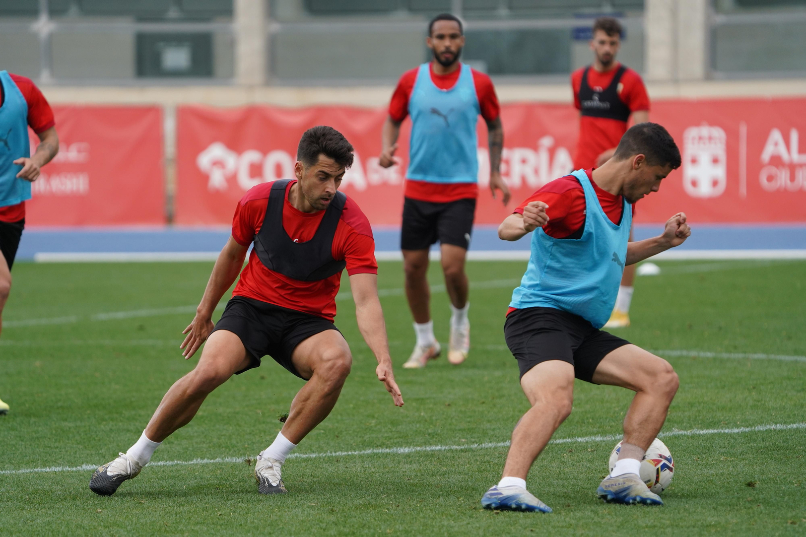 Robertone y De la Hoz.