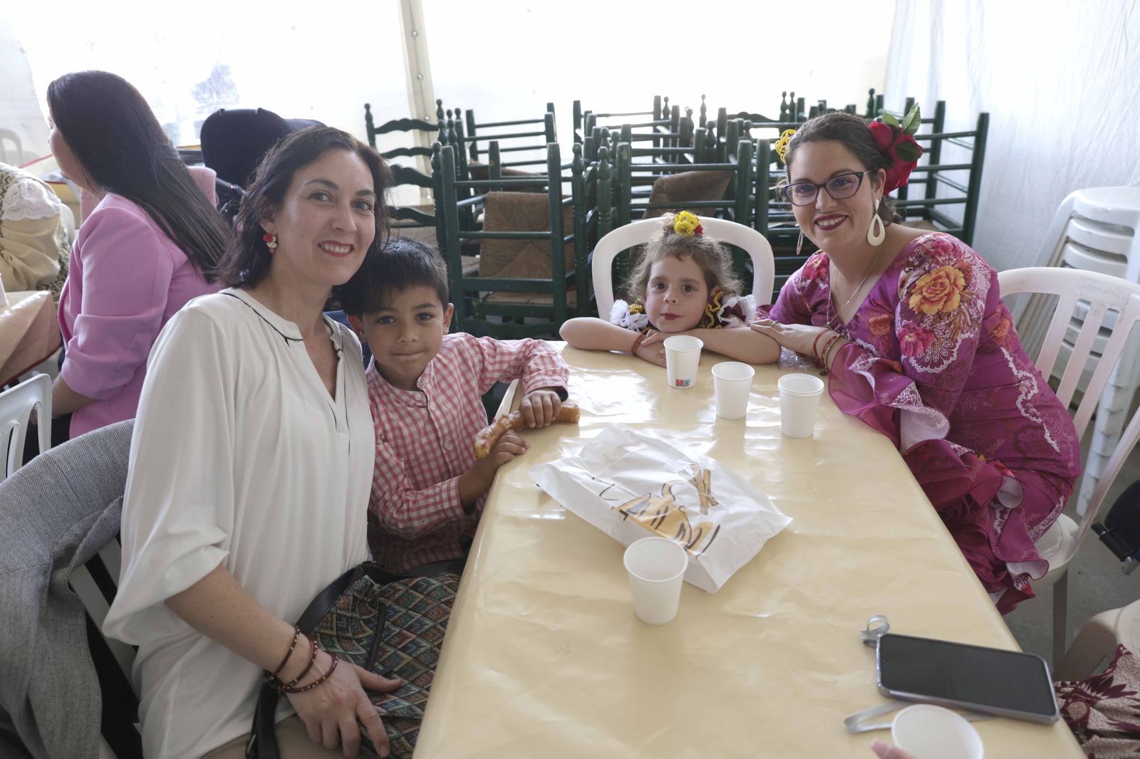 Búscate en las fotos del viernes en la Feria de Castellar