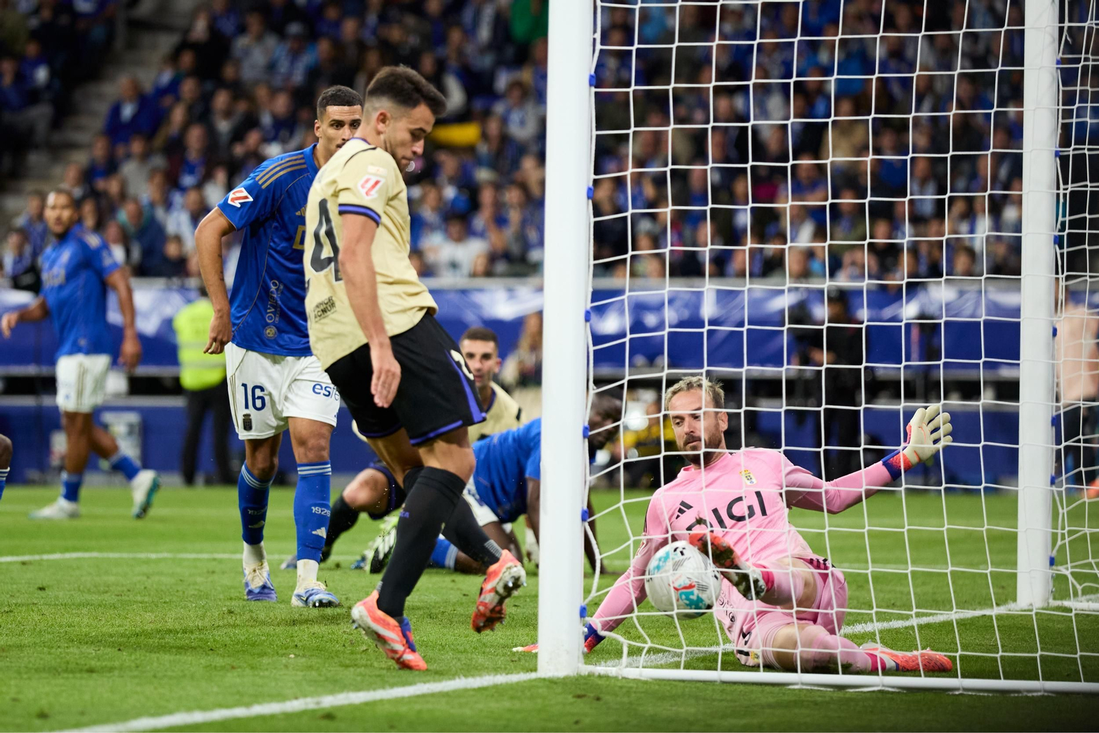 Las fotos del Oviedo-Barcelona