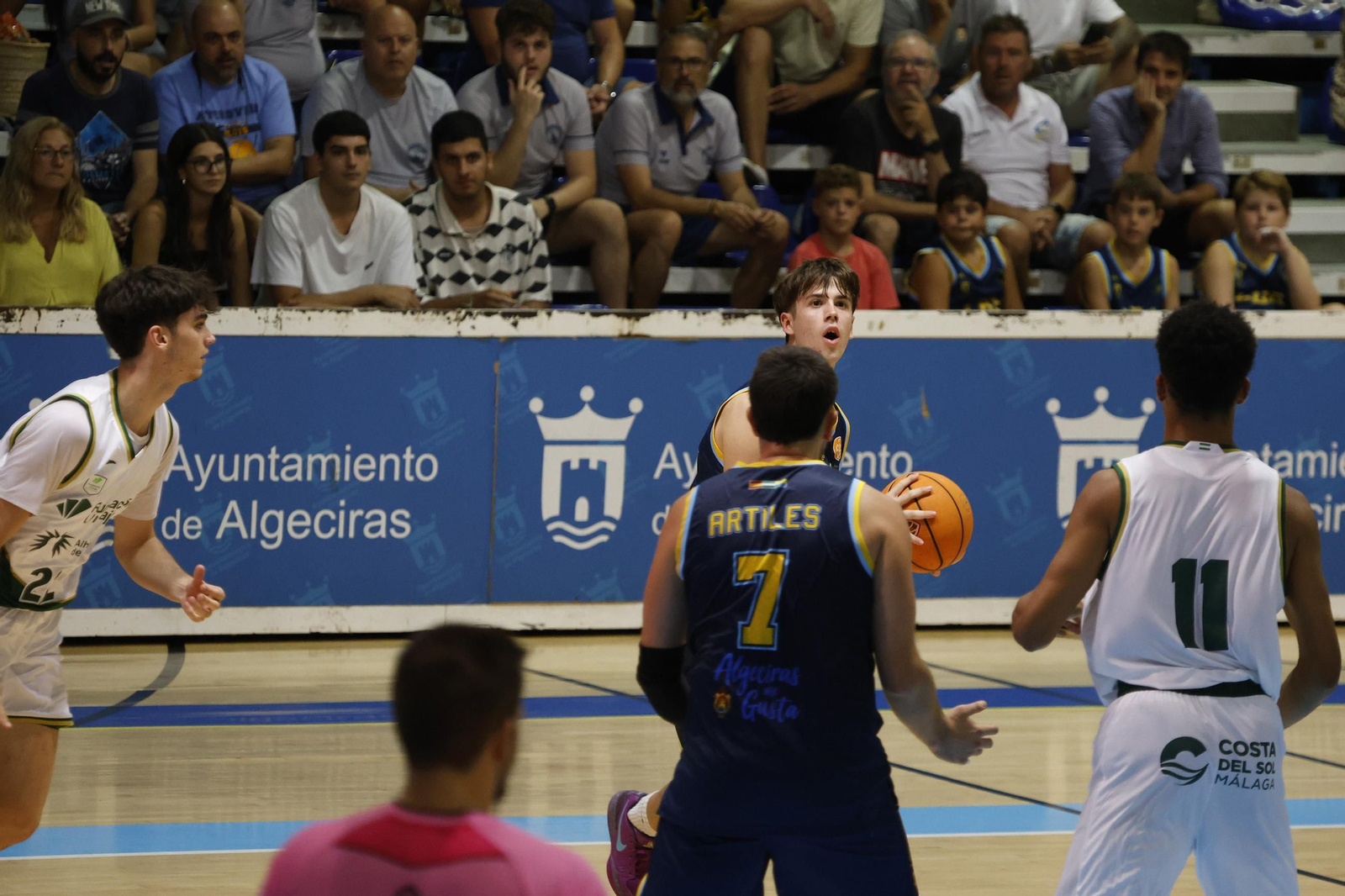 Fotos del I Torneo Ciudad de Algeciras frente al filial de Unicaja