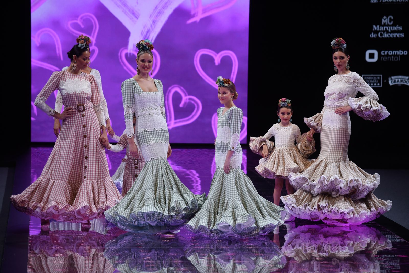 El desfile de Sara de Benítez en SIMOF 2024, todas las fotos