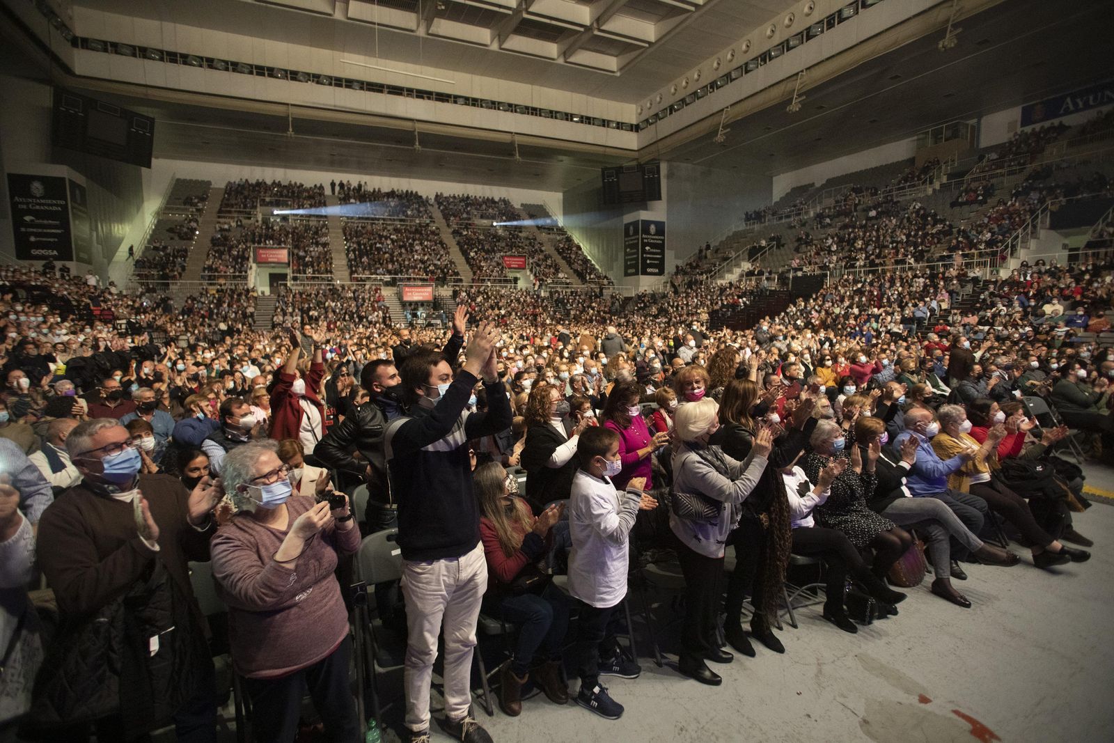 Espectadores durante un reciente concierto en Granada.