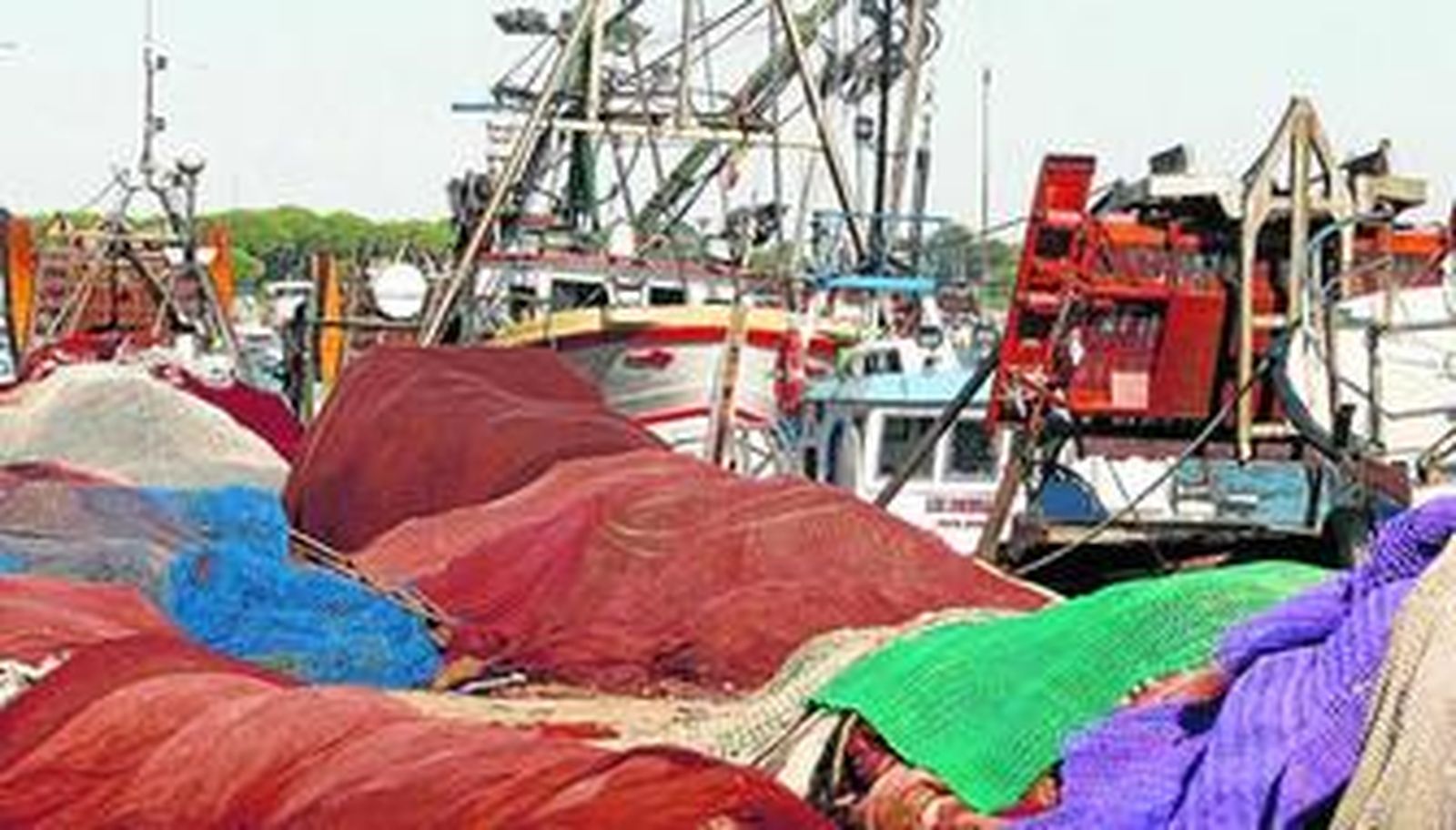 La actividad en el puerto puntaumbrieño es mínima.