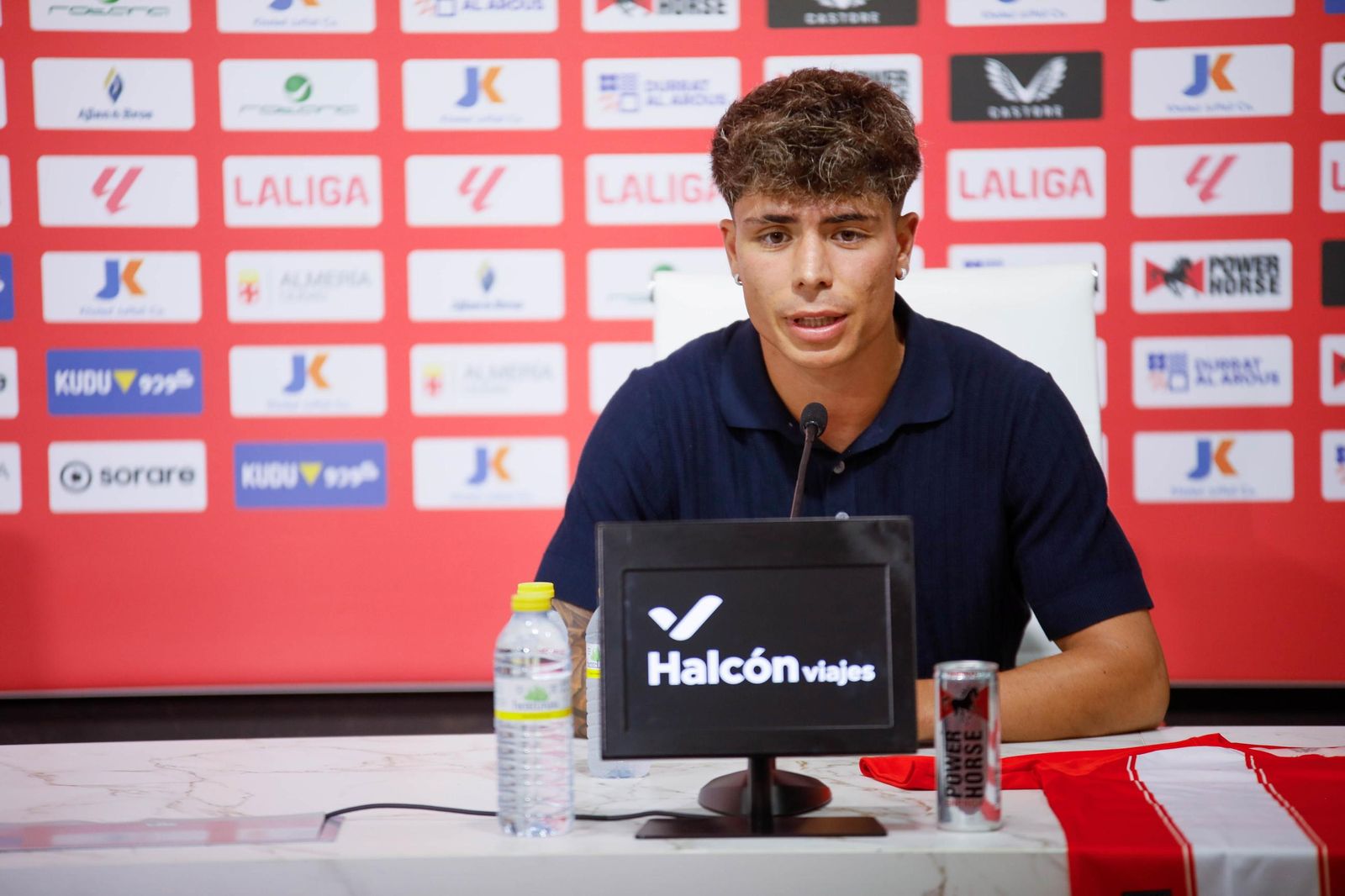 Presentación de Nico Melamed como nuevo jugador de la UDA, en imágenes