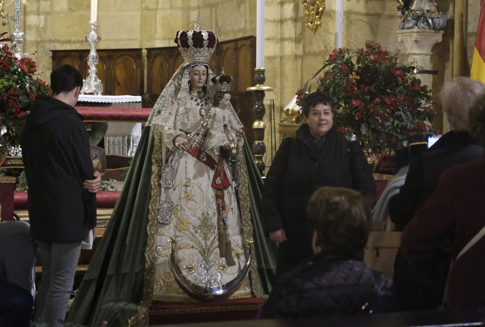 Martes 13 en Córdoba: La visita a la Virgen de los Remedios, en imágenes