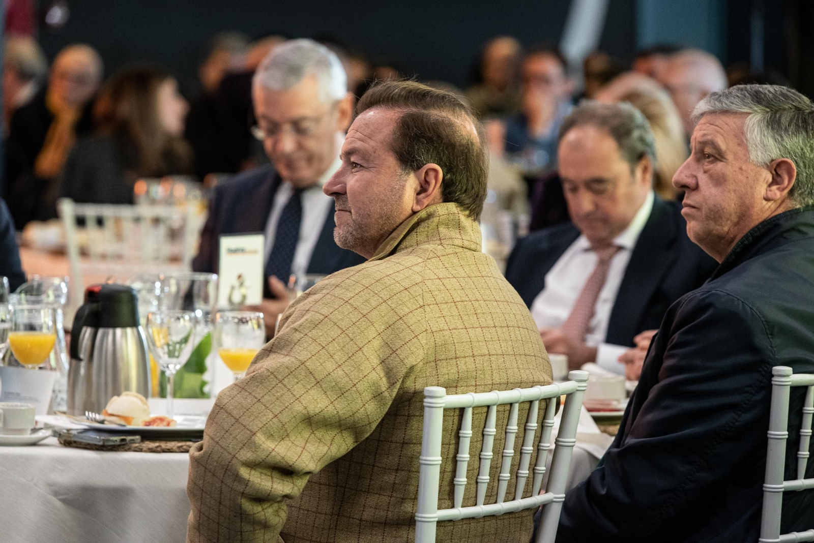 Imágenes de los invitados a la conferencia y desayuno-coloquio con Antonio Sanz en el Foro Joly Andalucía