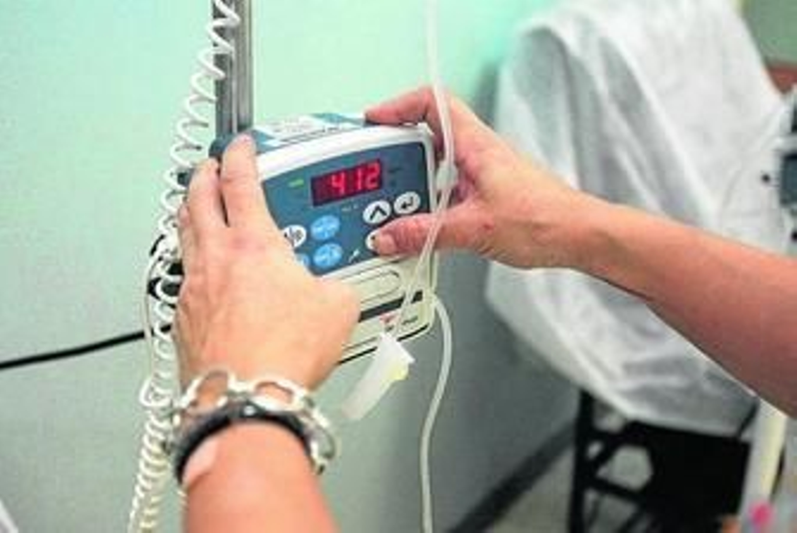 Preparación para una sesión de quimioterapia.