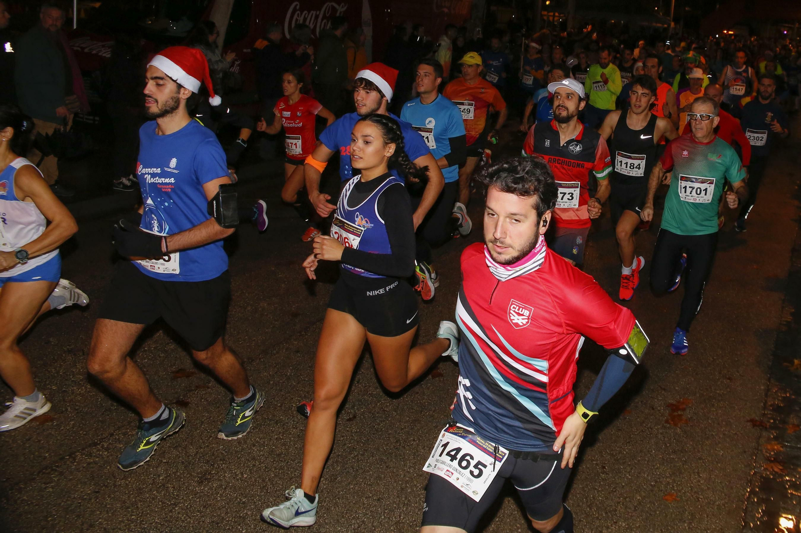 Las imágenes de los mejores disfraces en la Carrera de la Suerte de Granada