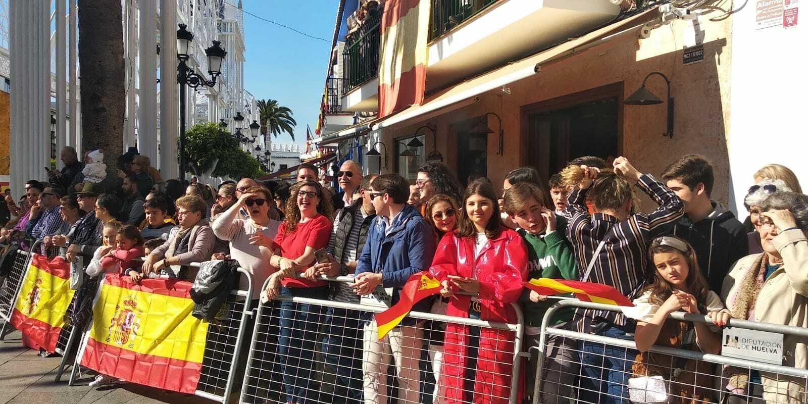 Almonte se vuelca con la visita de los Reyes