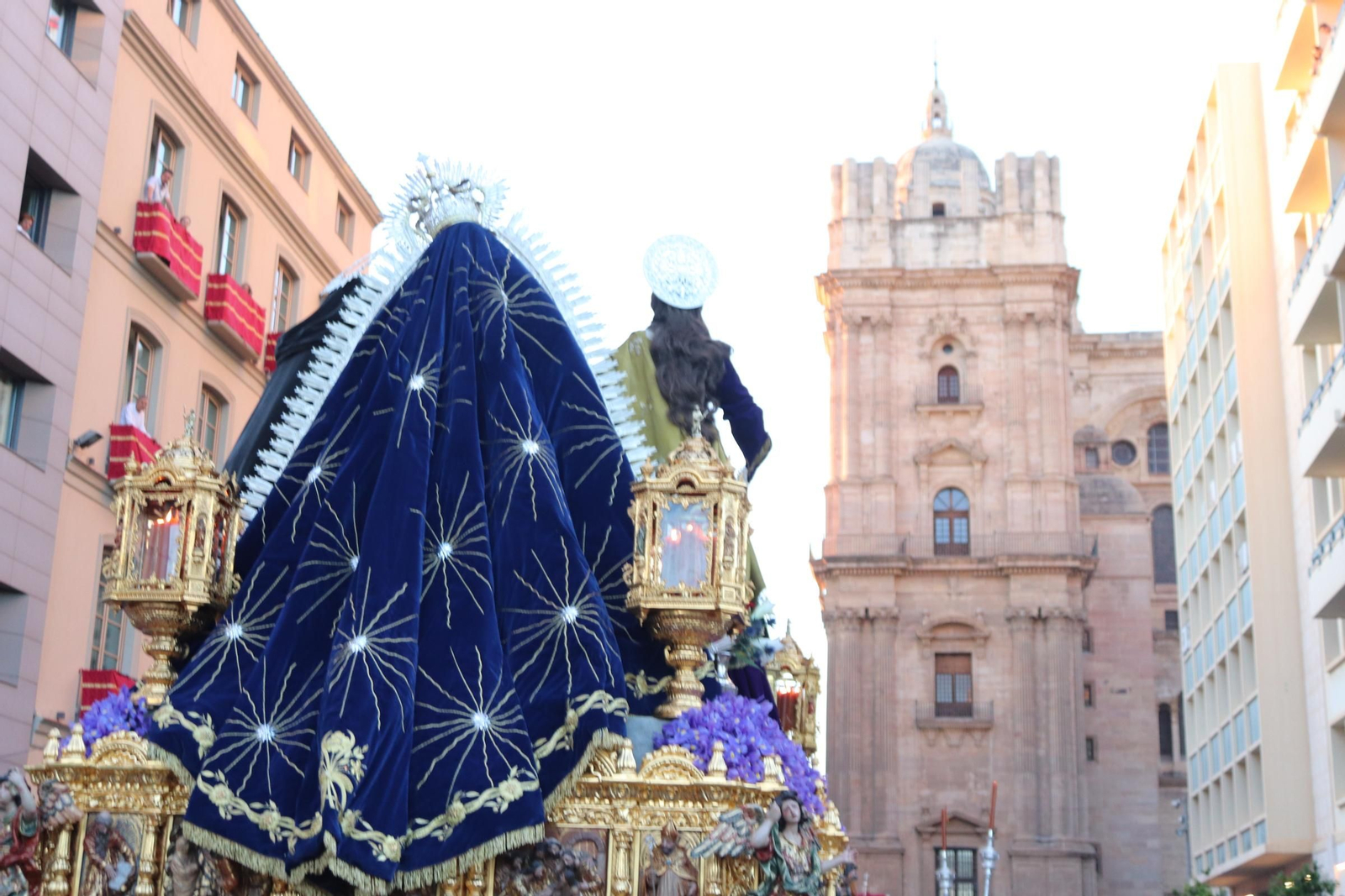 Monte Calvario en el Viernes Santo en Málaga, en imágenes
