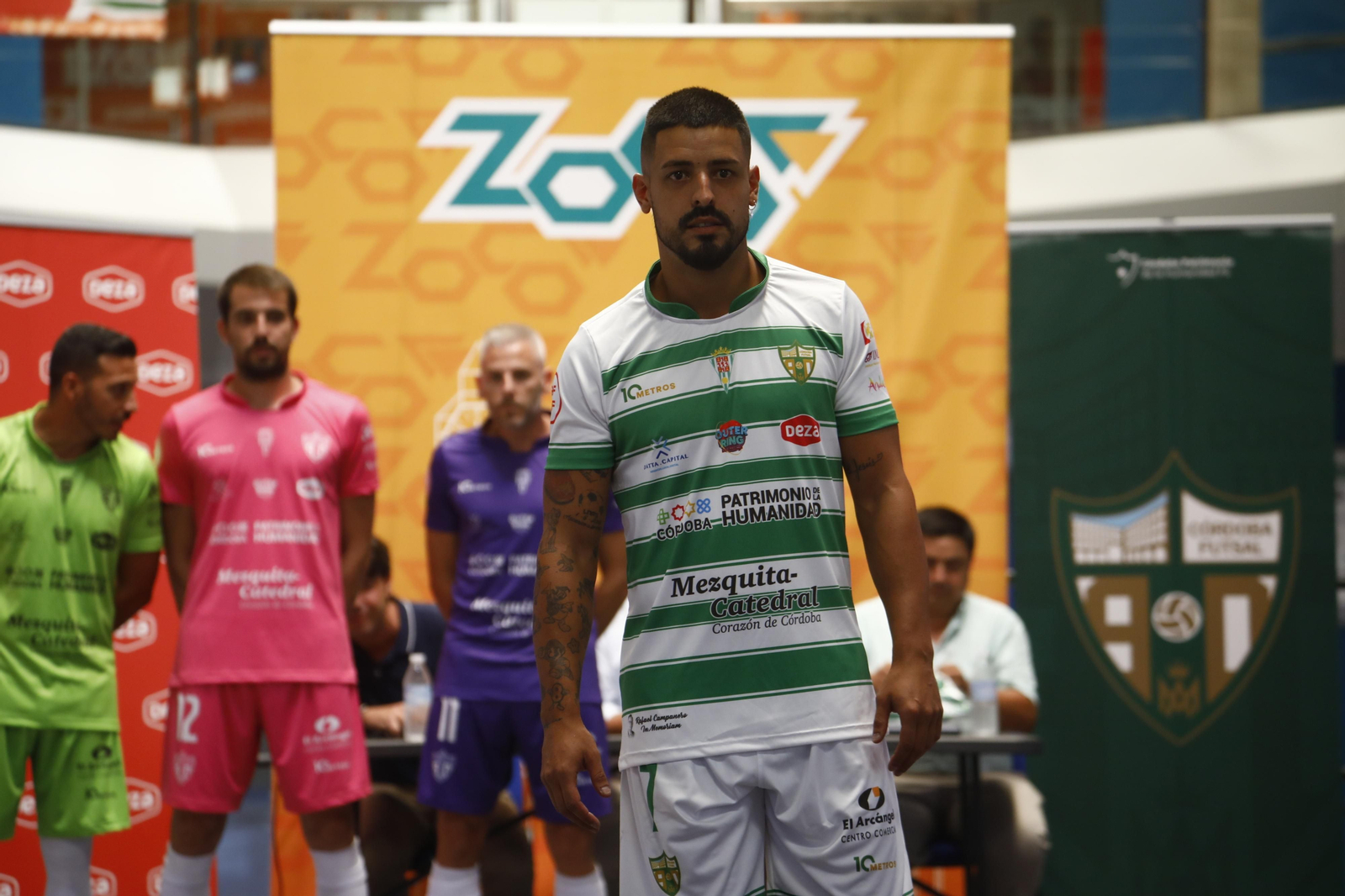 La presentación de las nuevas equipaciones del Córdoba Futsal, en imágenes