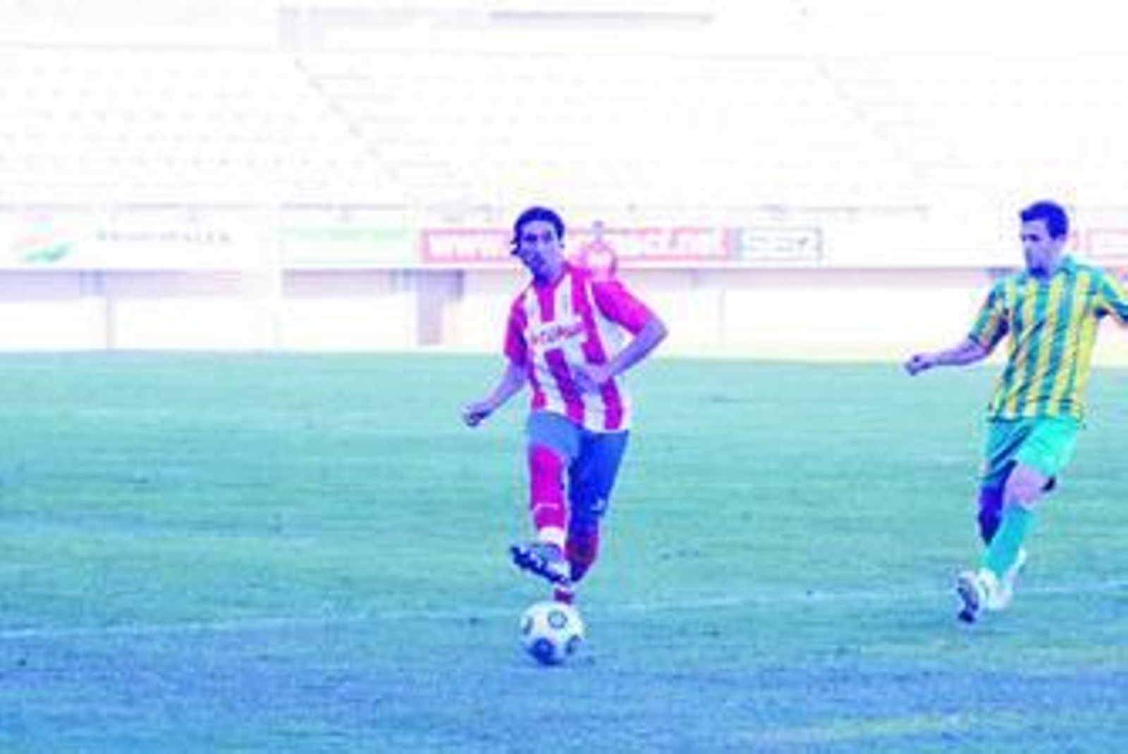 Lorenzo Garro, en un partido con el Algeciras.